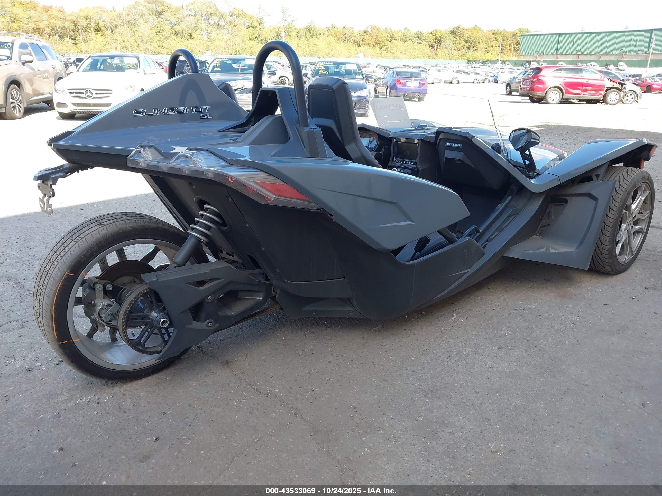 POLARIS SLINGSHOT image 4