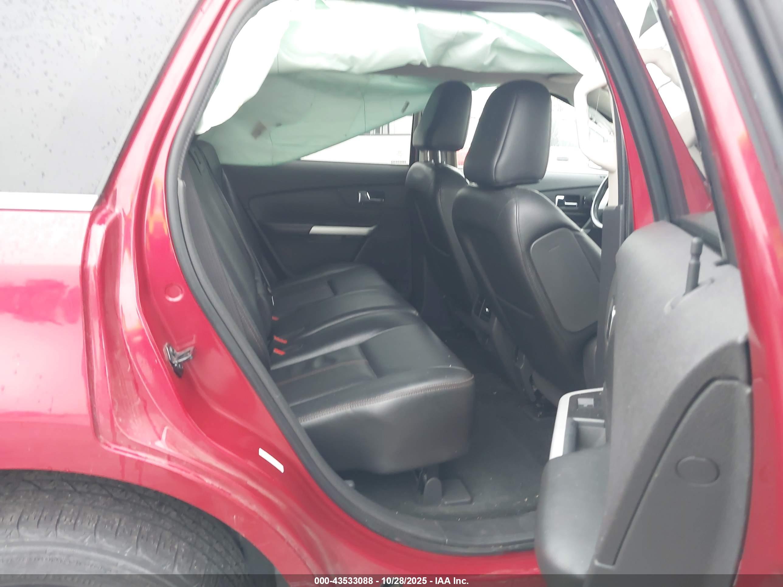 FORD EDGE image 8