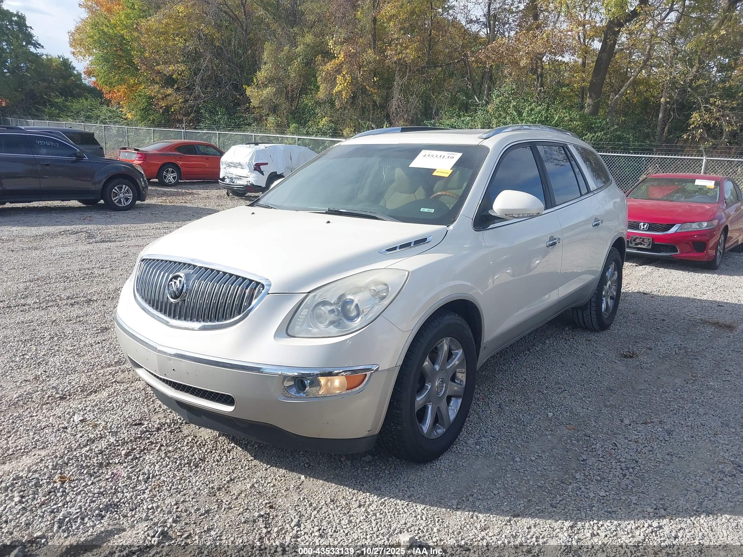 BUICK ENCLAVE image 2