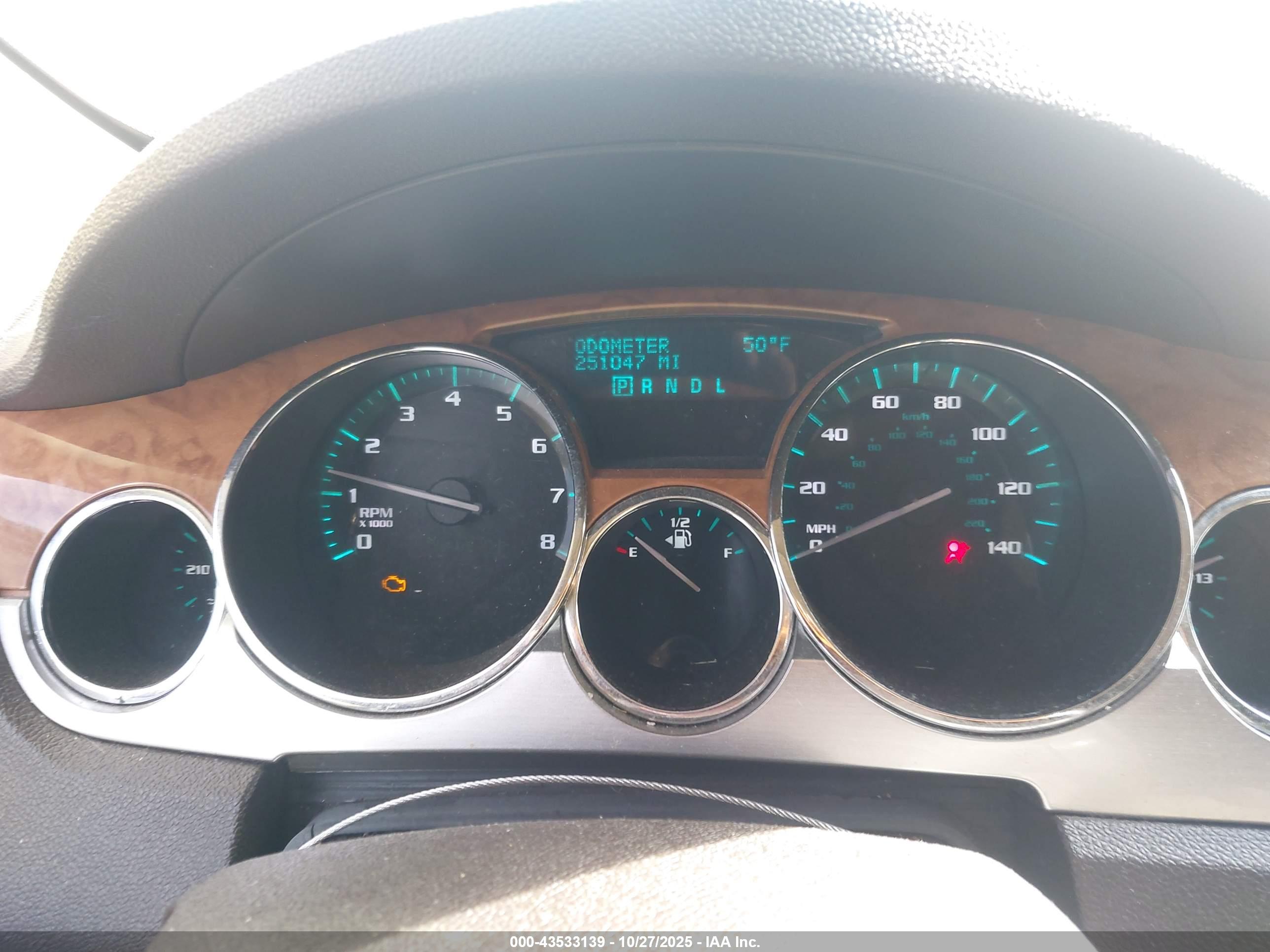 BUICK ENCLAVE image 7