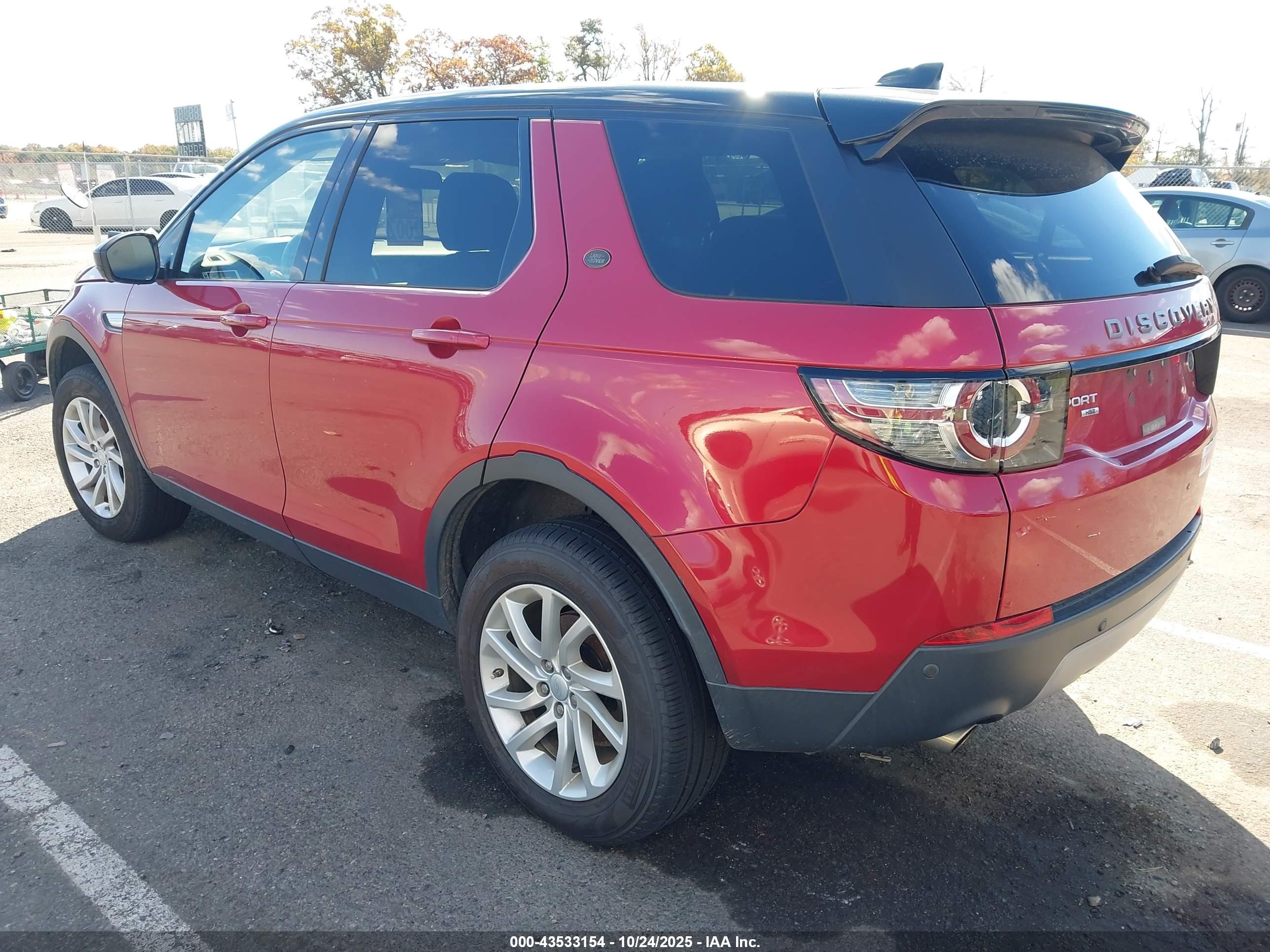 LAND ROVER image 3