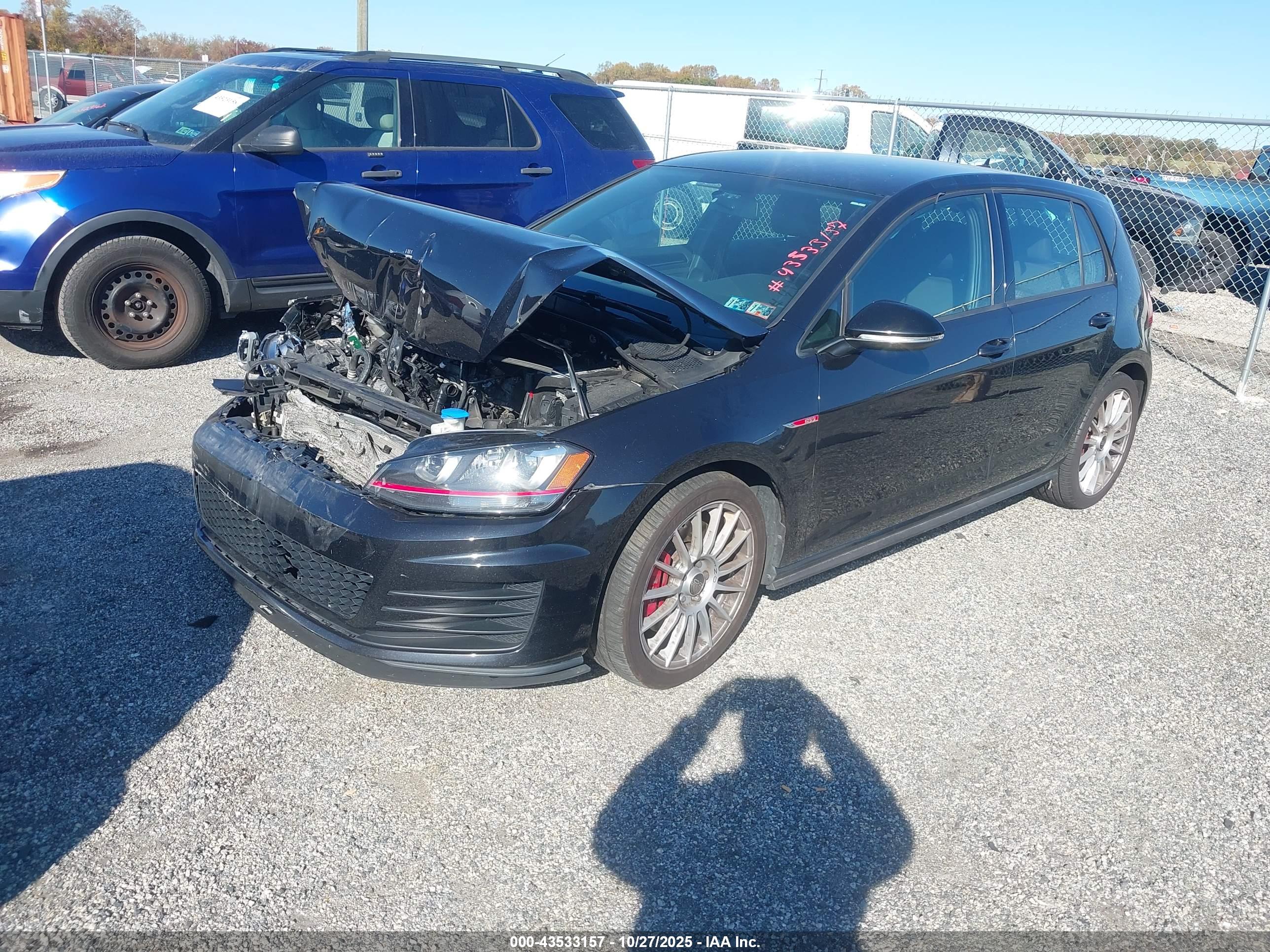 VOLKSWAGEN GOLF image 2