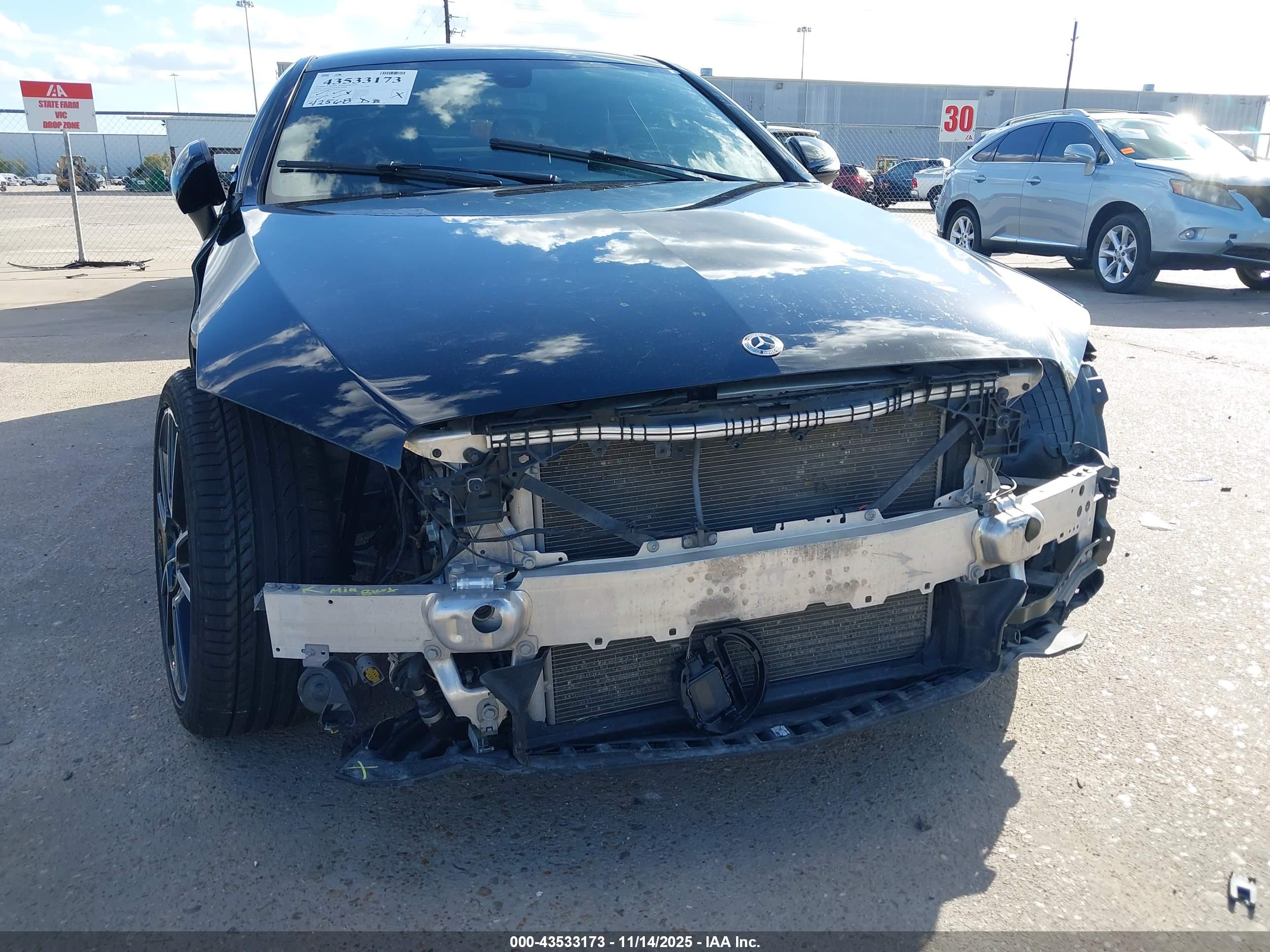 MERCEDES-BENZ C image 6