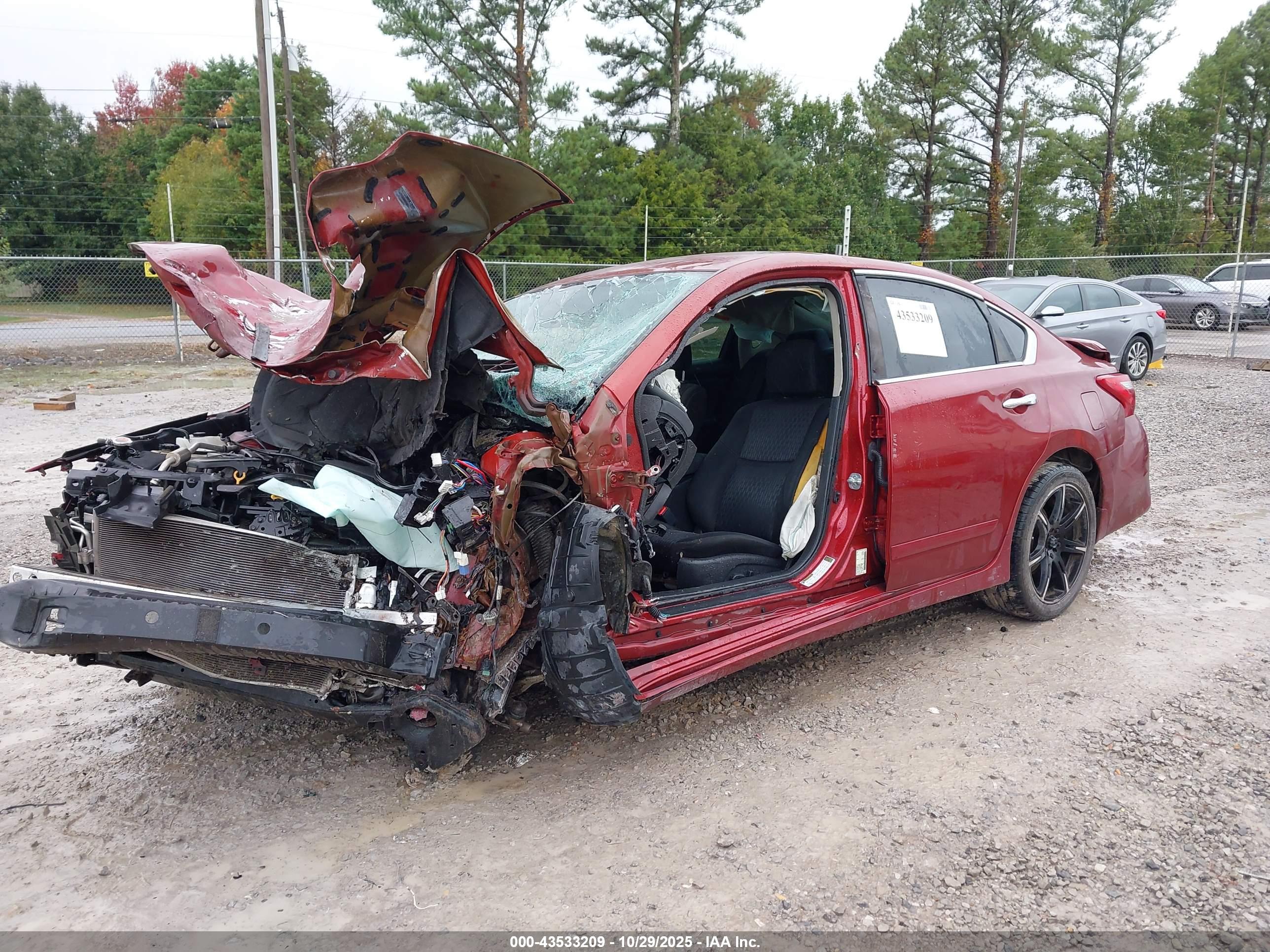 NISSAN ALTIMA image 6