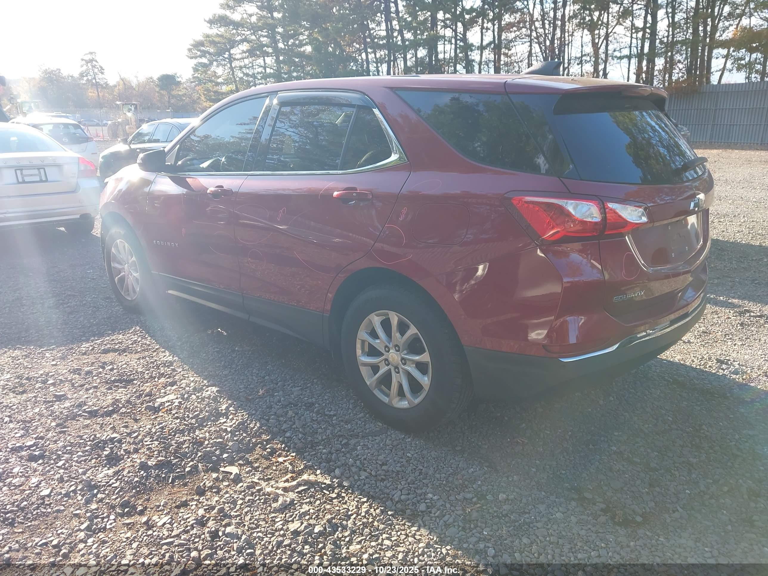 CHEVROLET EQUINOX image 3