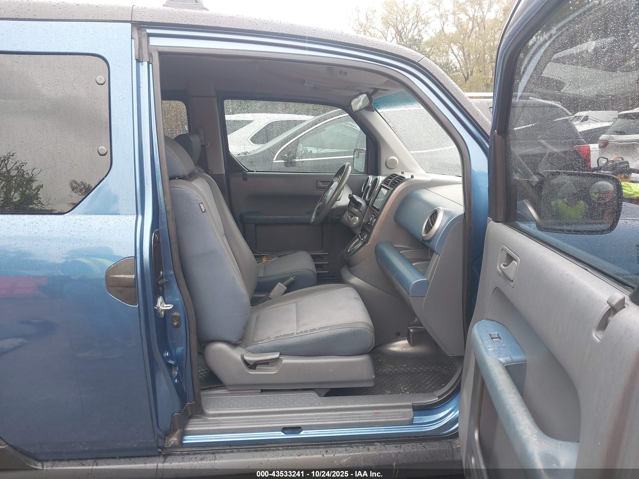 HONDA ELEMENT image 5