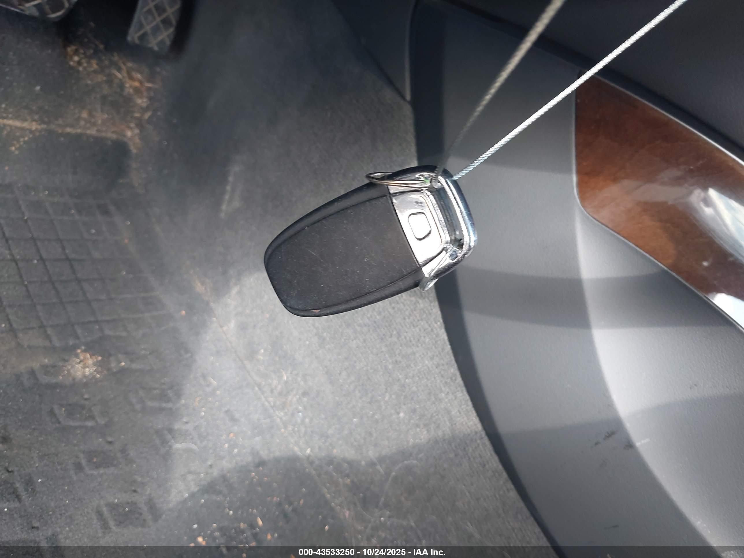 AUDI Q5 image 11
