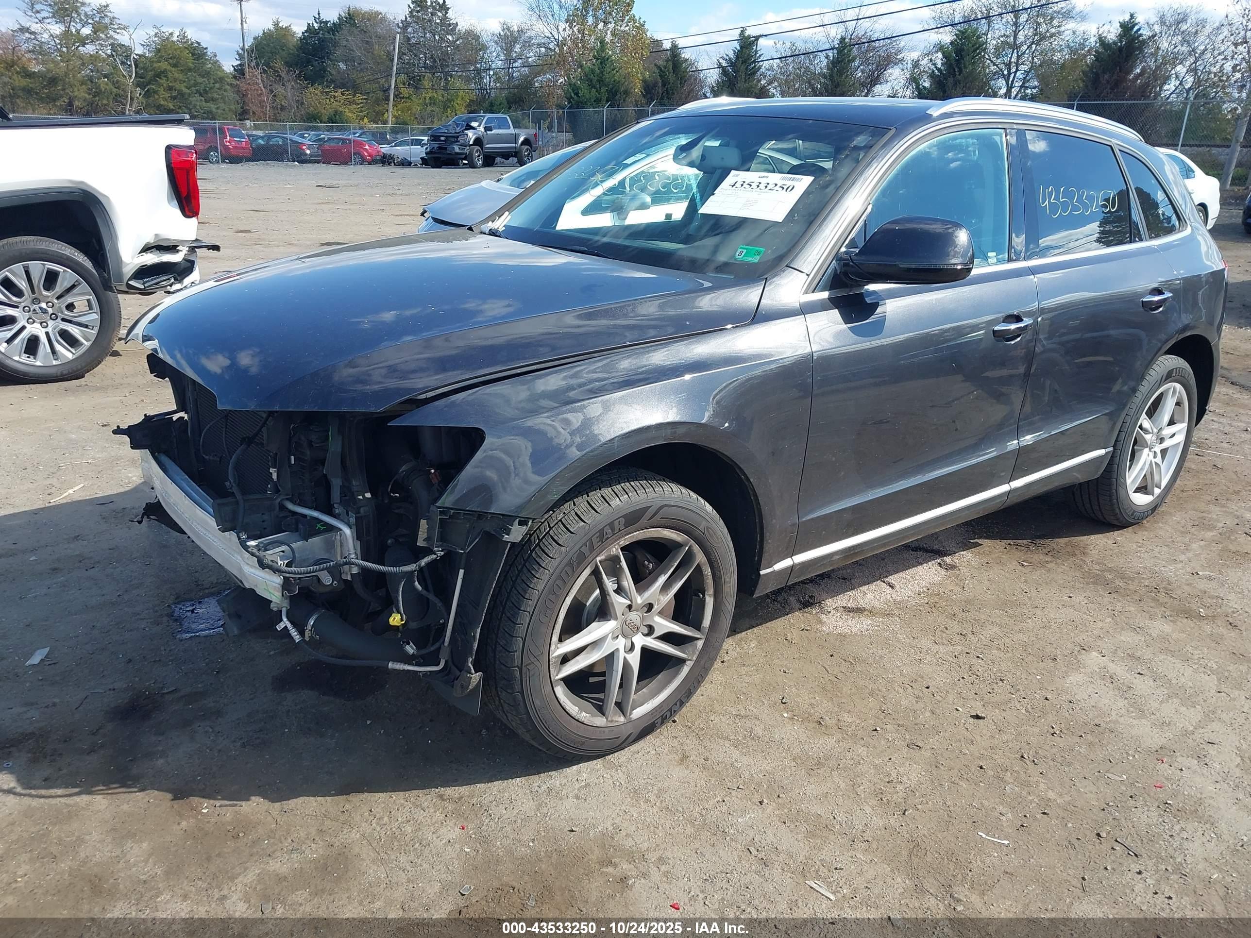 AUDI Q5 image 2