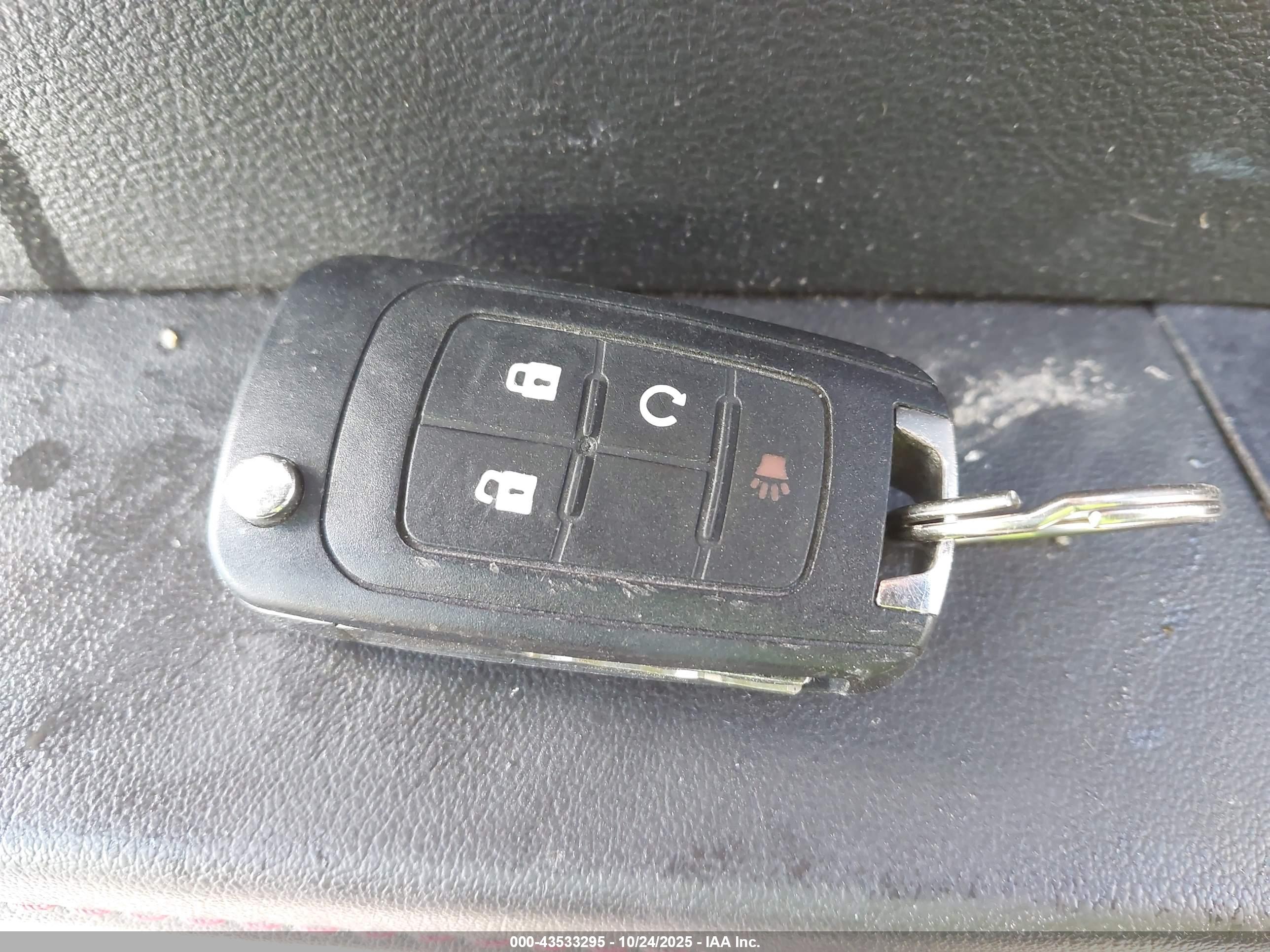 CHEVROLET EQUINOX image 11