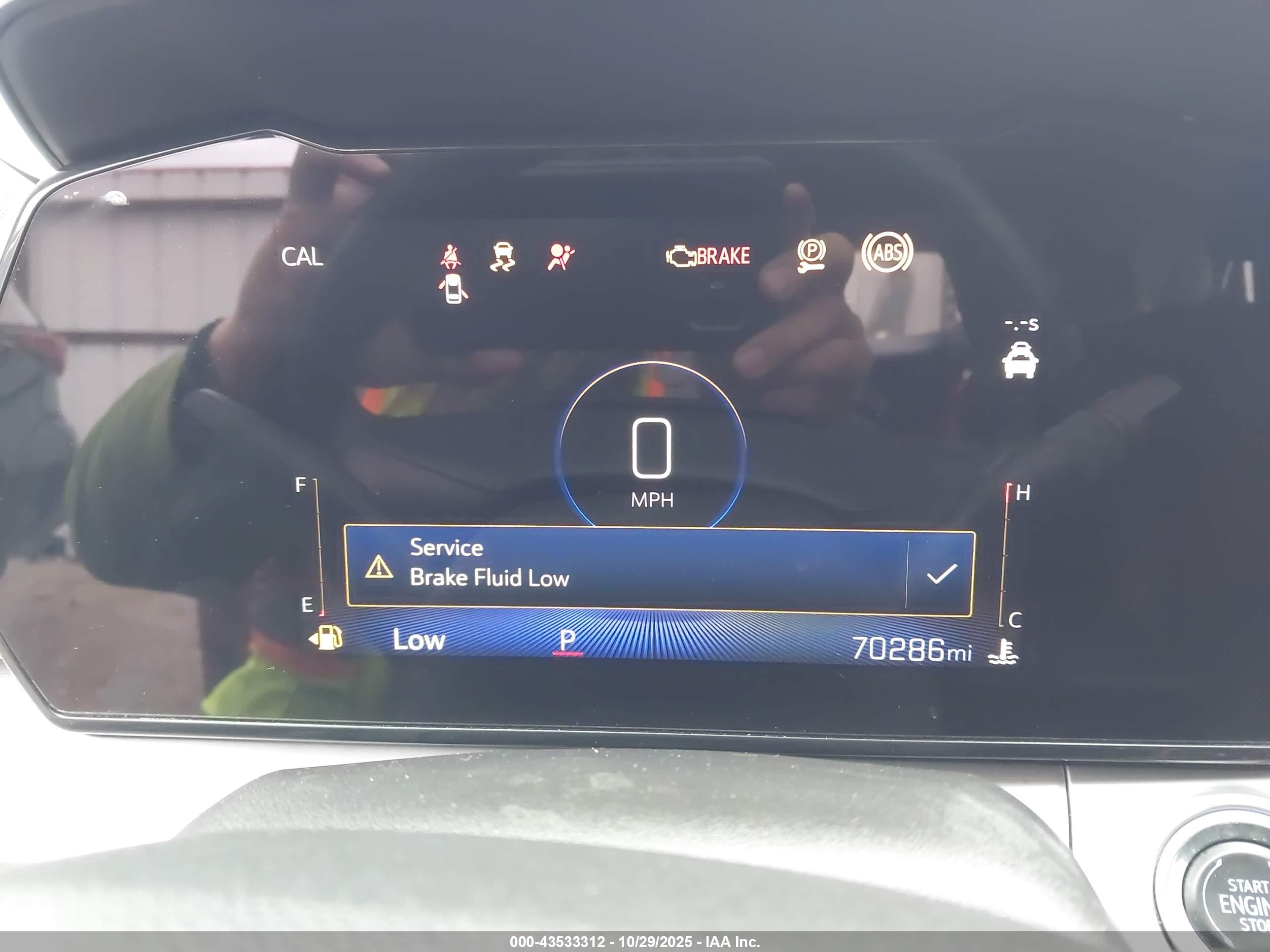 CHEVROLET TRAX image 7