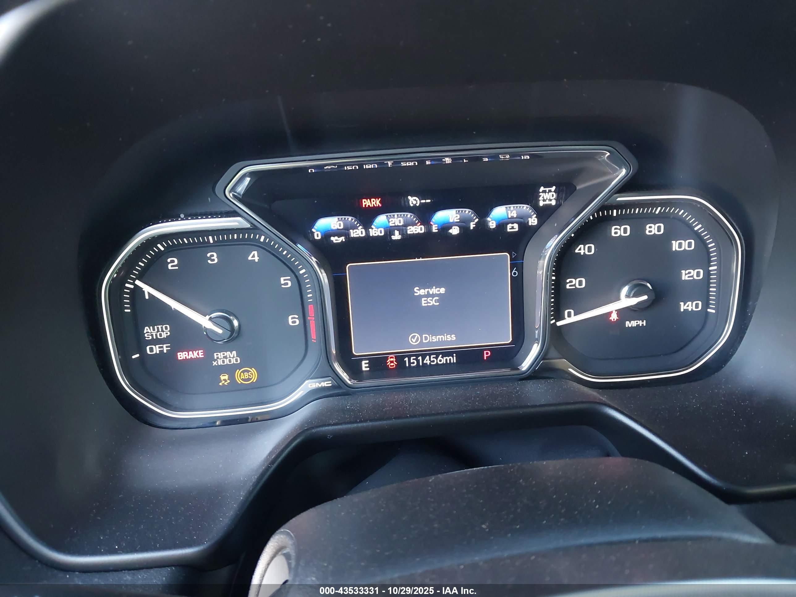 GMC YUKON image 7