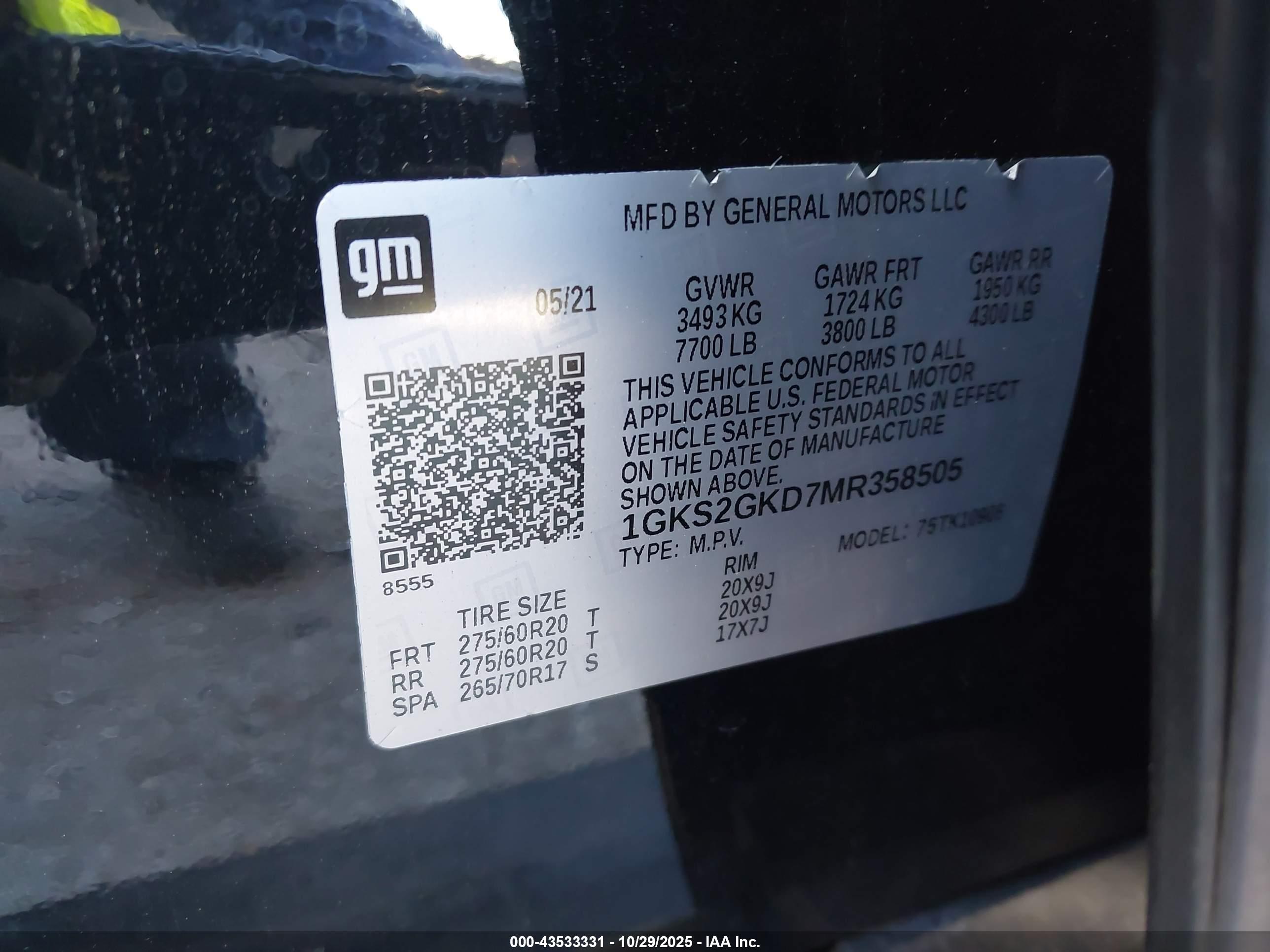 GMC YUKON image 9