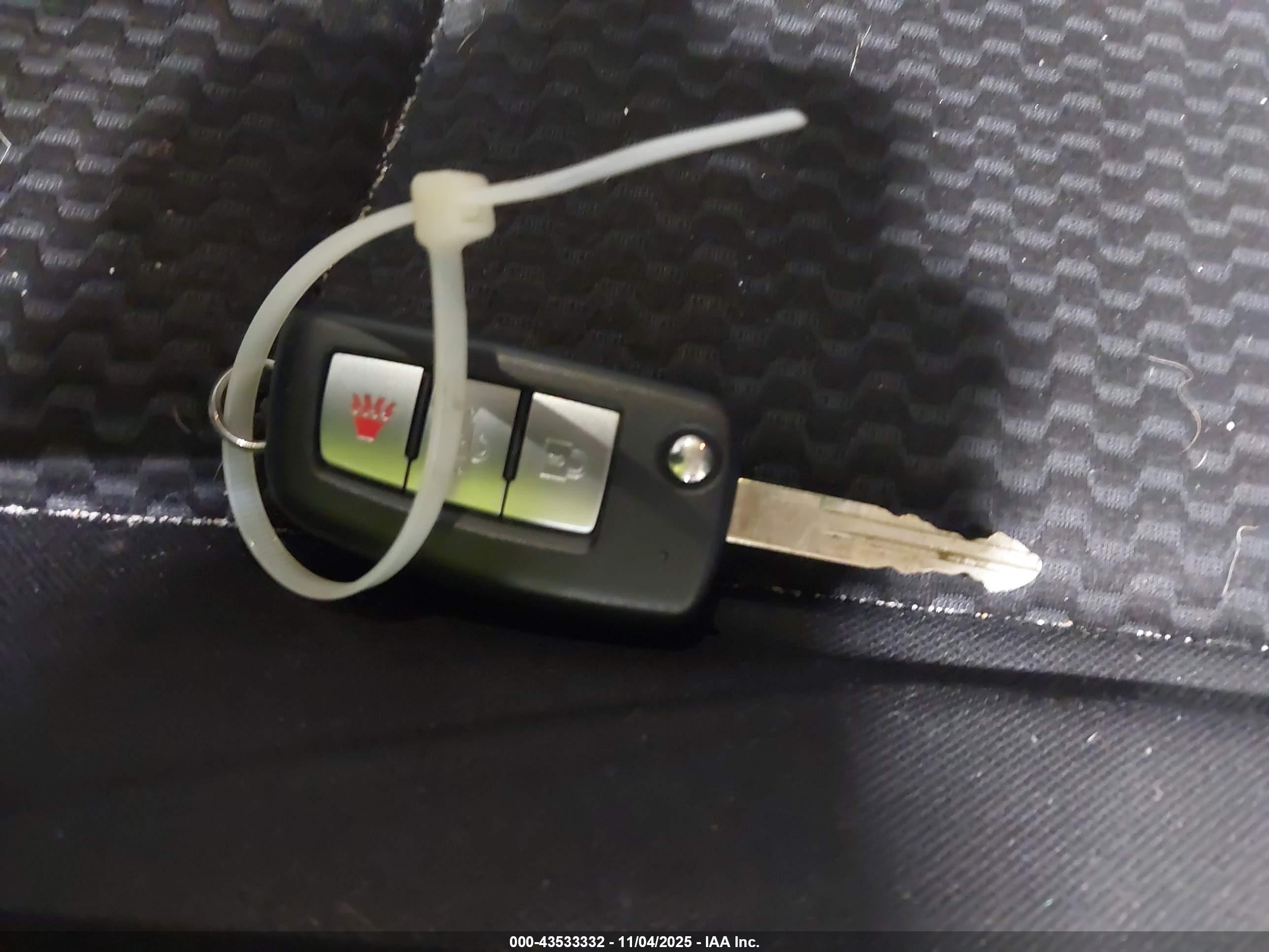 NISSAN ROGUE image 11