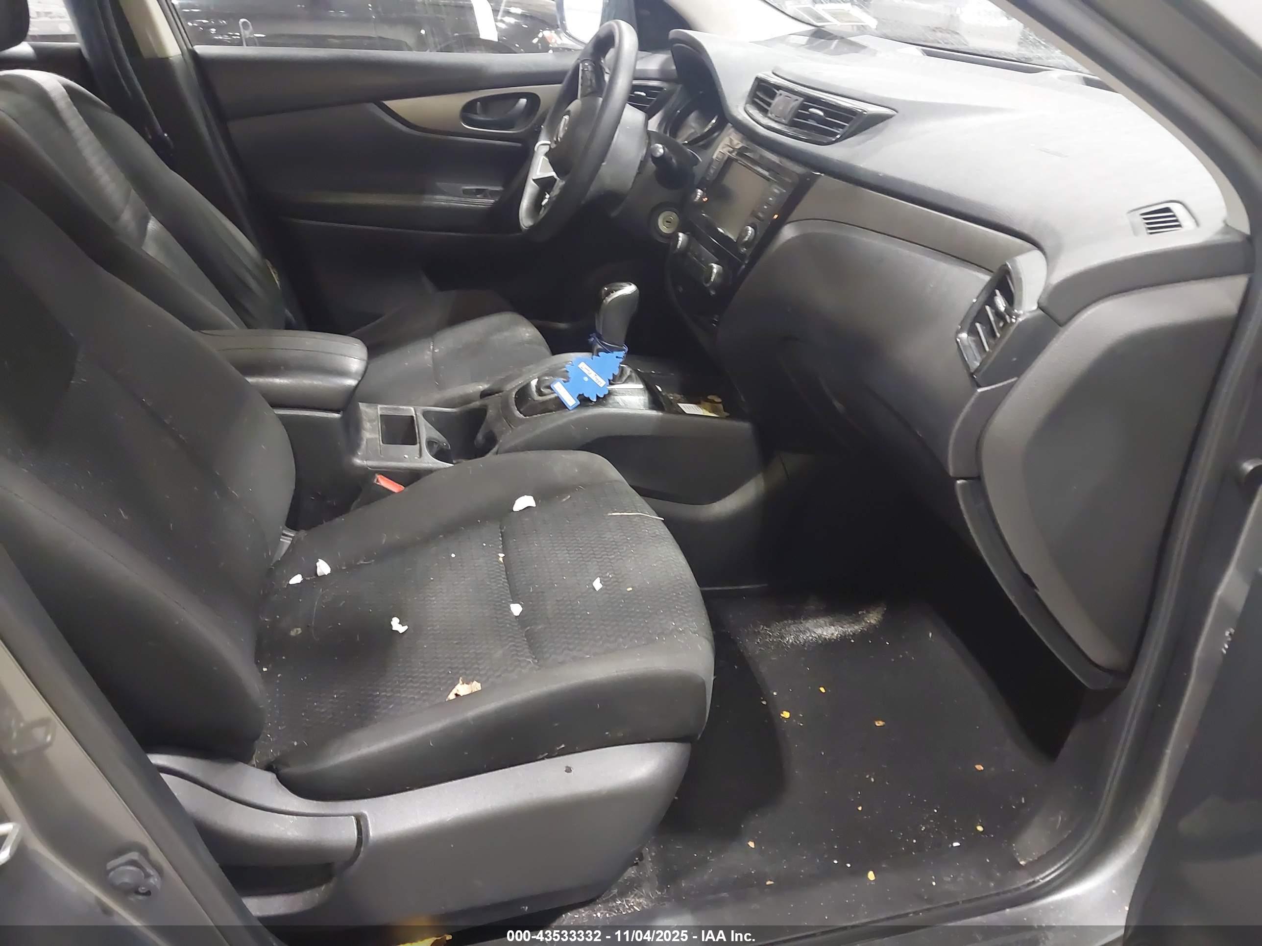 NISSAN ROGUE image 5
