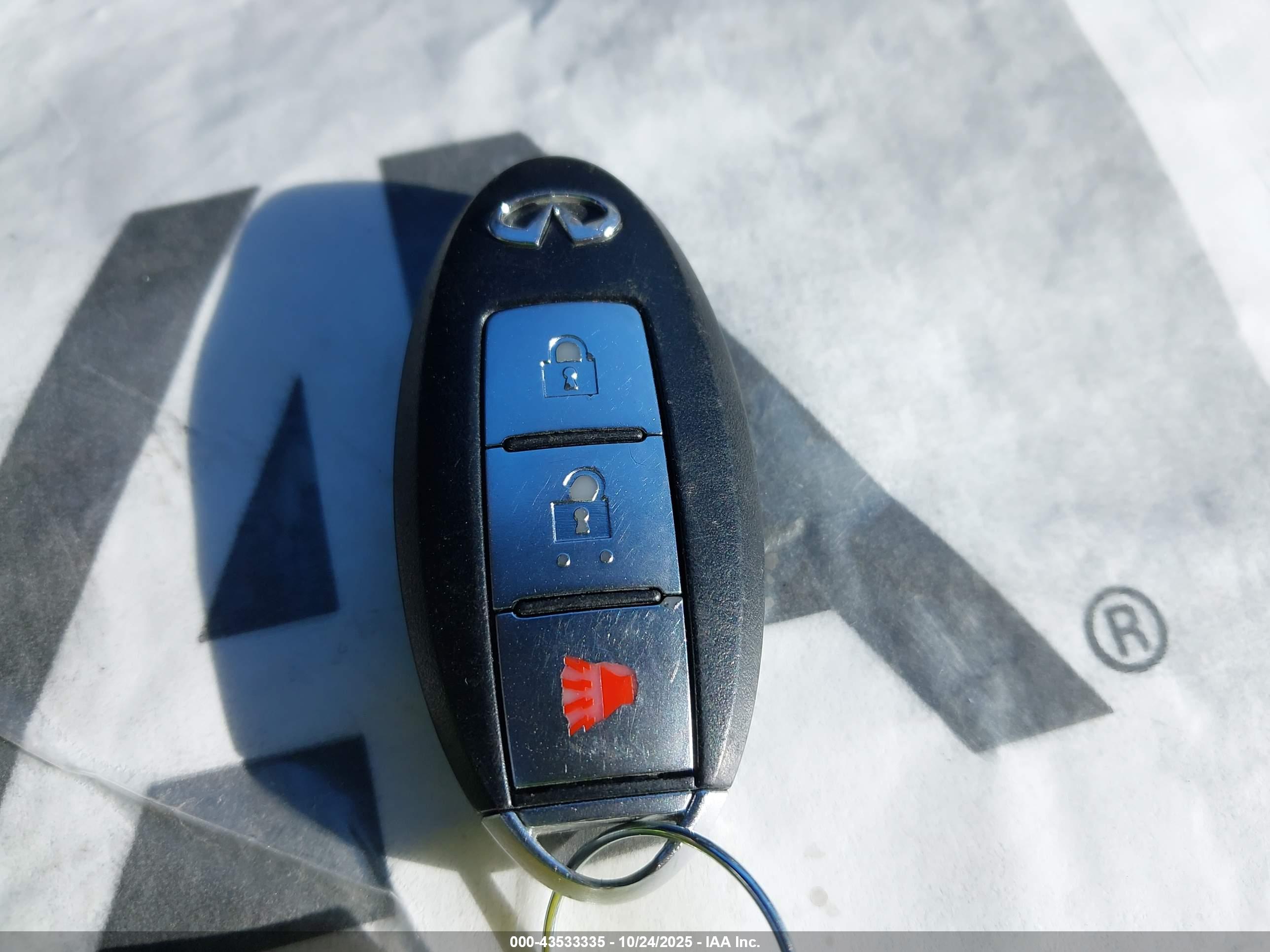 INFINITI EX35 image 11