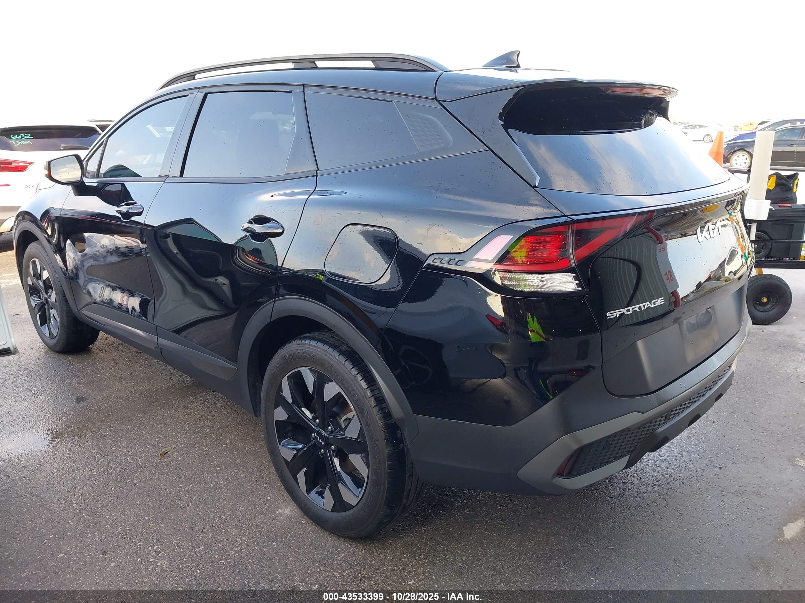 KIA SPORTAGE image 3