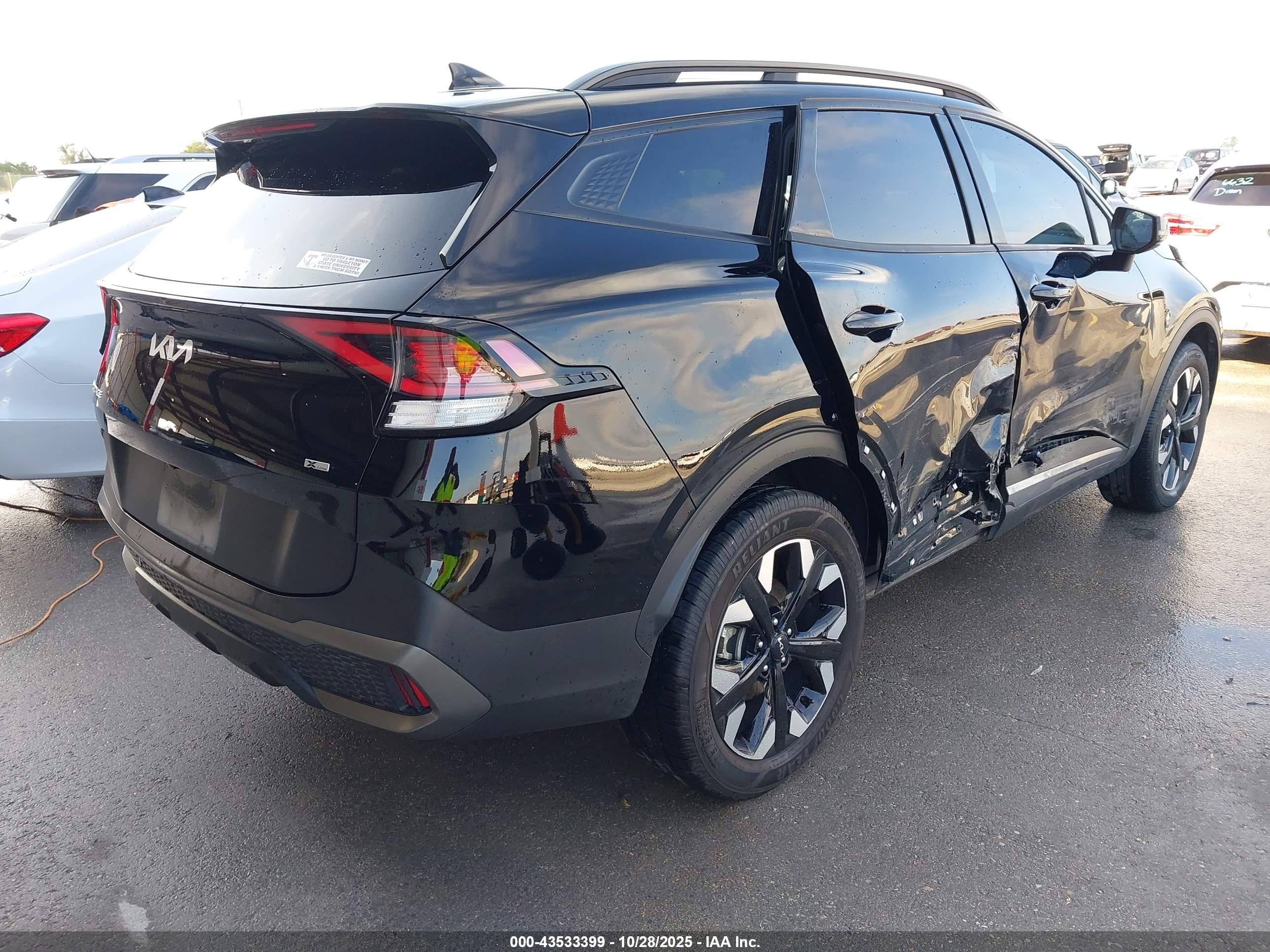 KIA SPORTAGE image 4