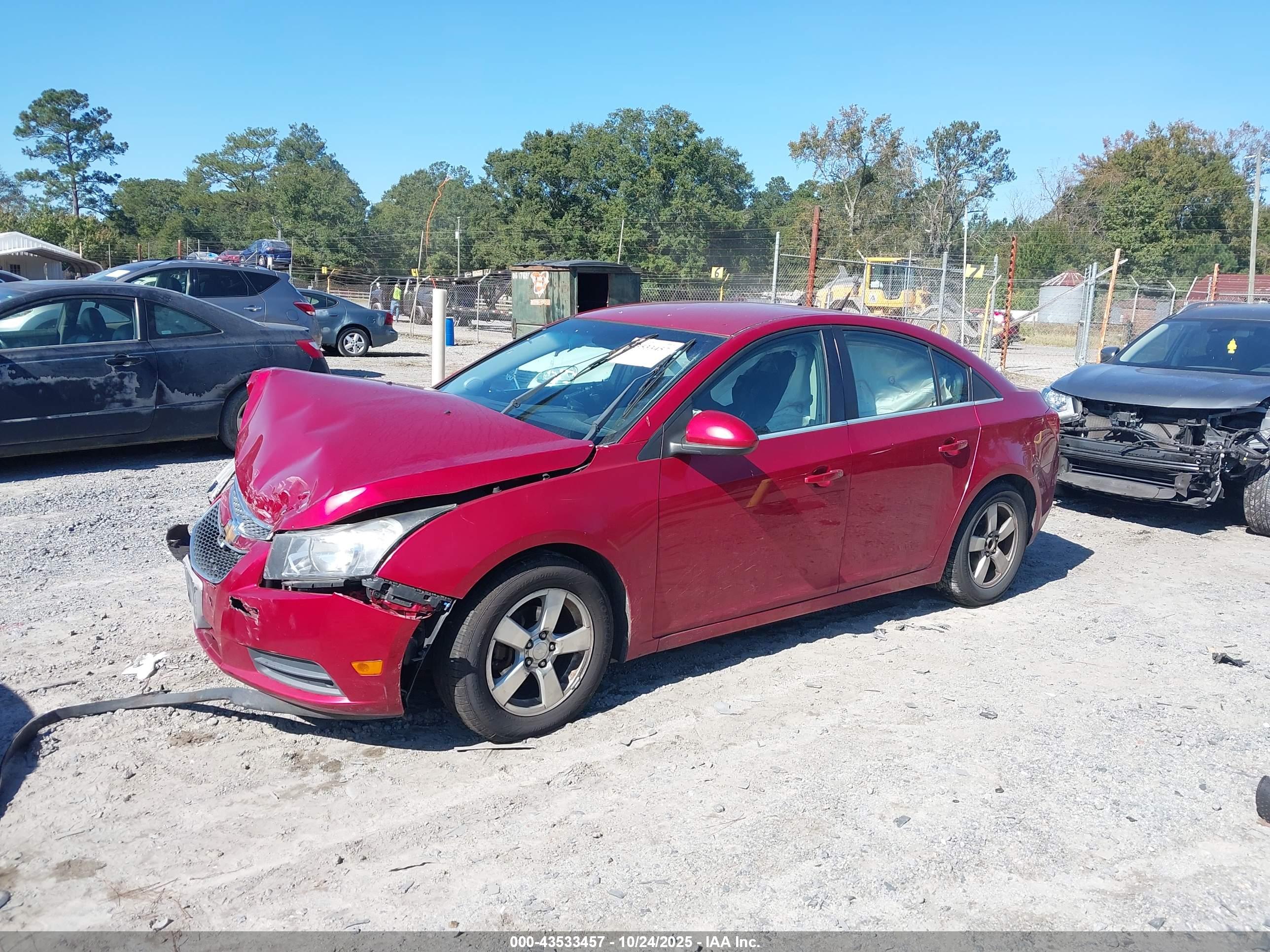 CHEVROLET CRUZE image 2
