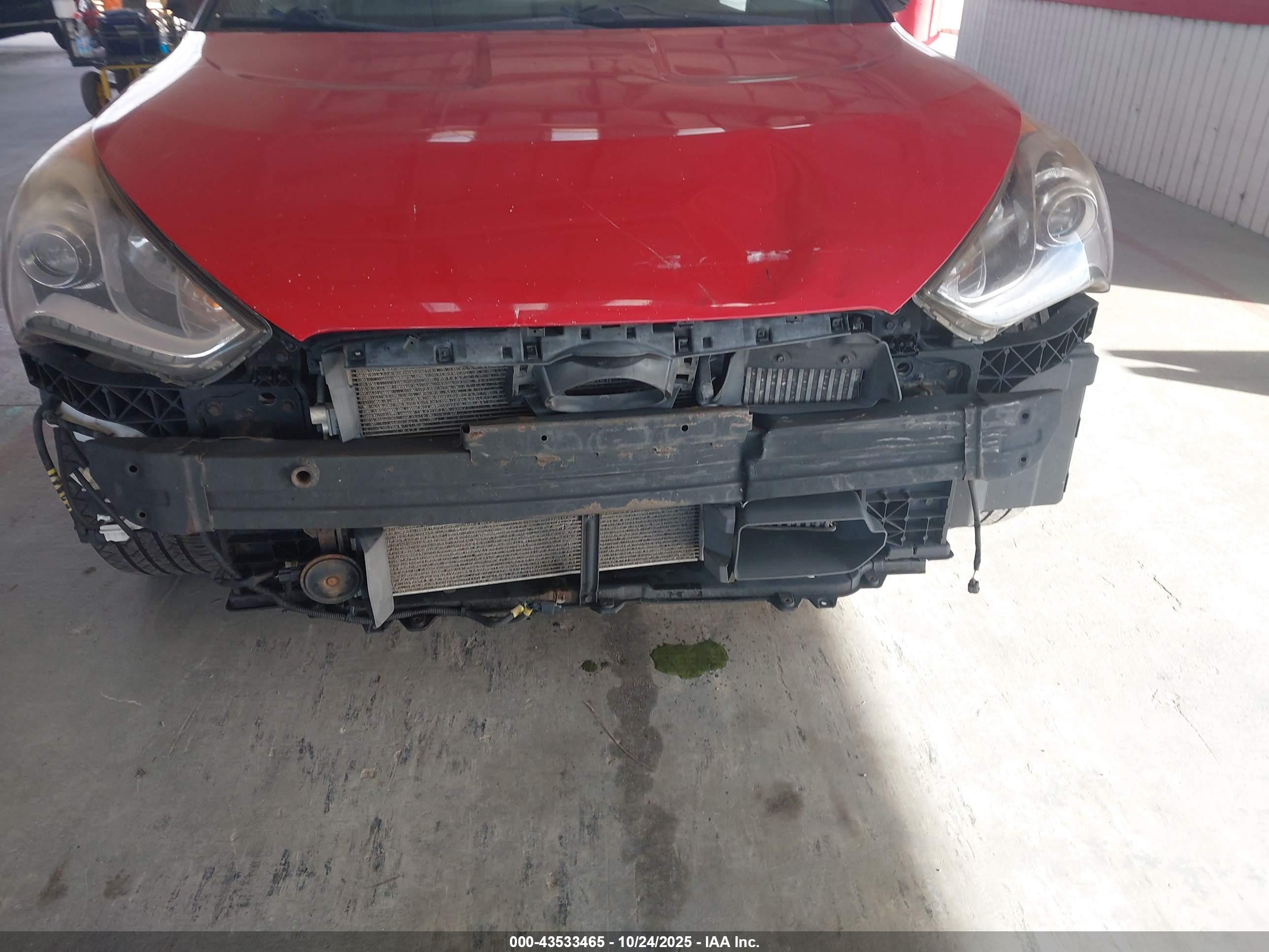 HYUNDAI VELOSTER image 6