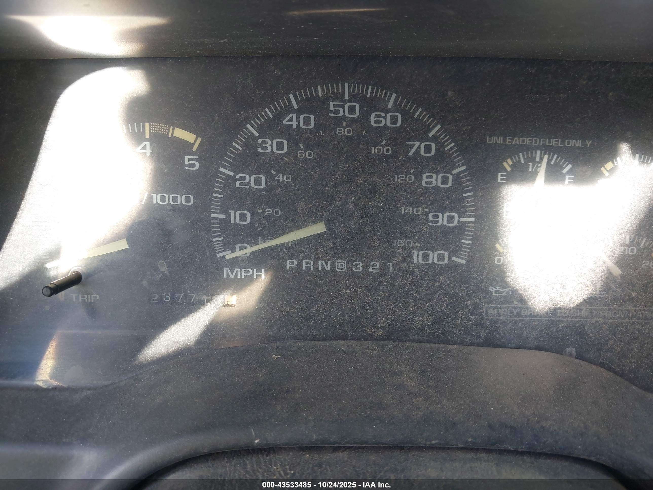 CHEVROLET GMT-400 image 7