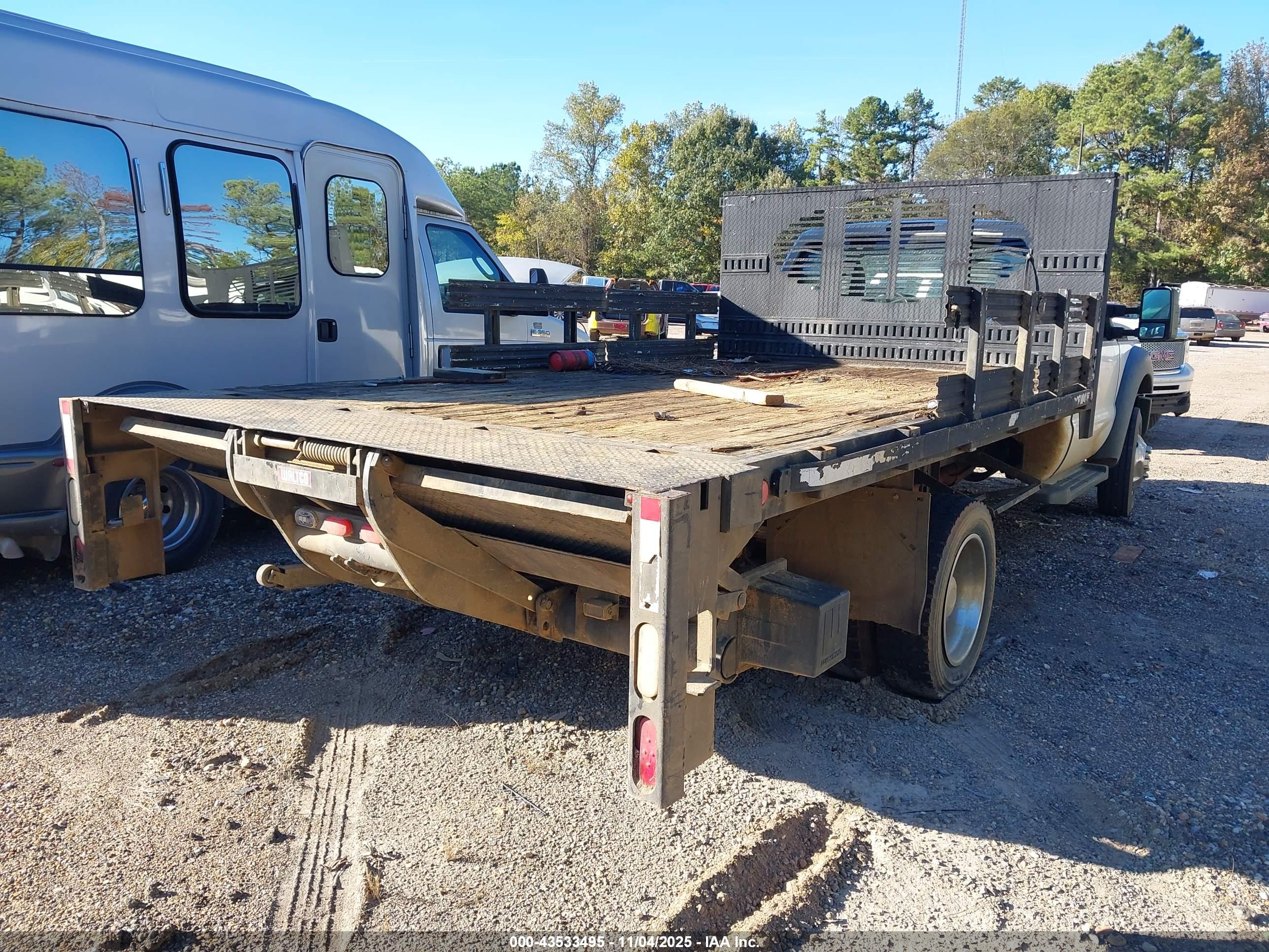 FORD F-450 image 4