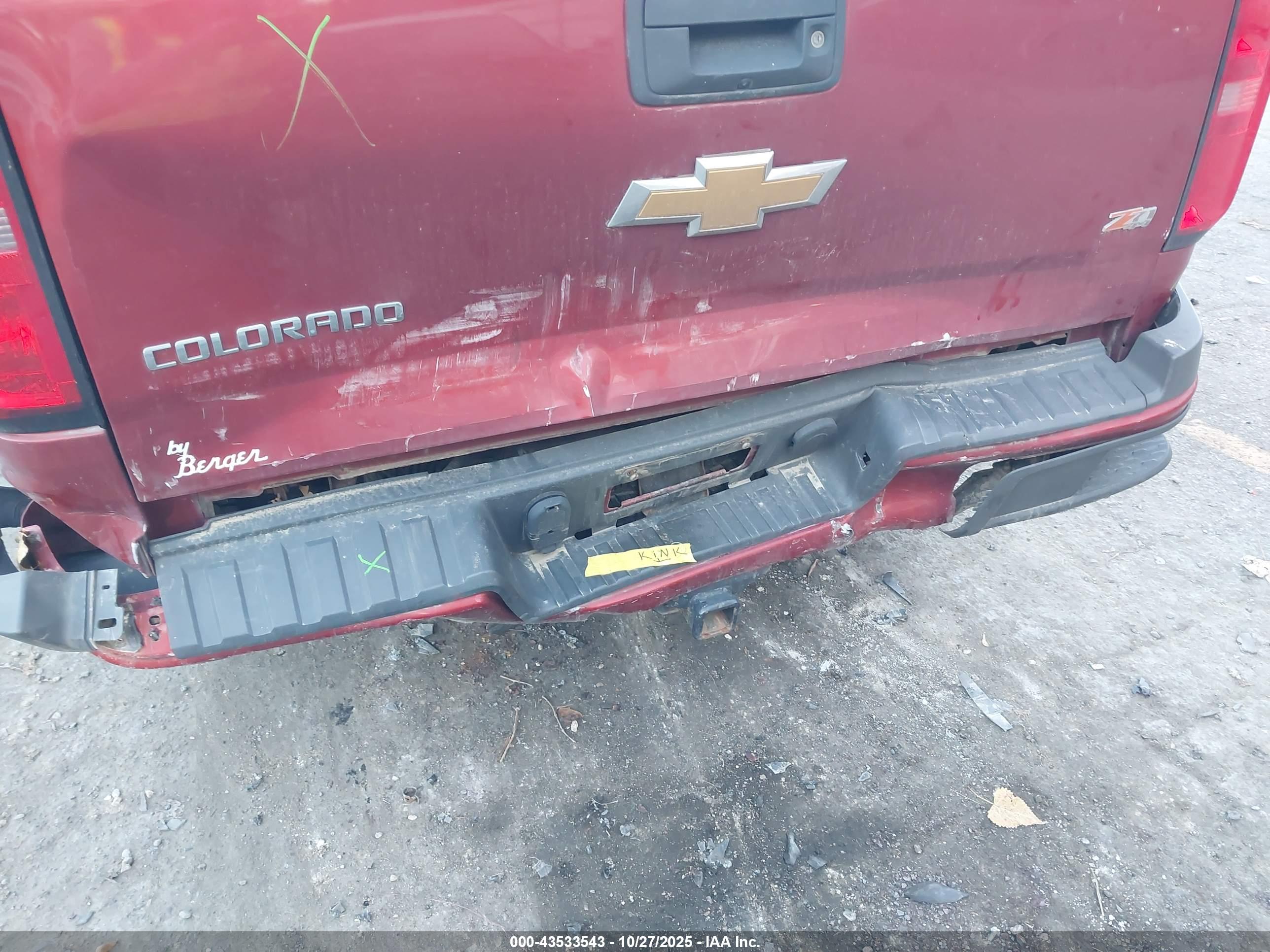 CHEVROLET COLORADO image 6