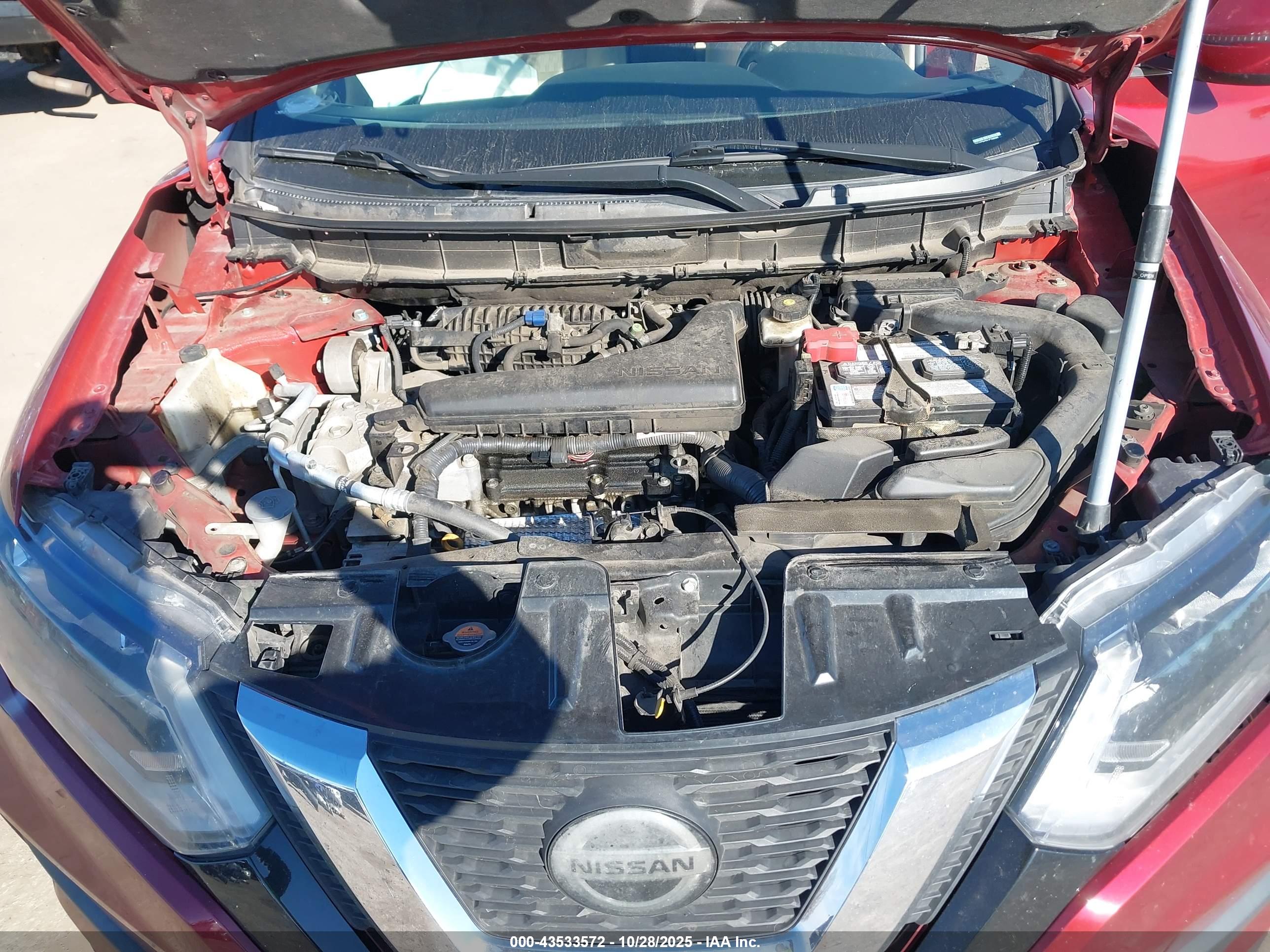 NISSAN ROGUE image 10