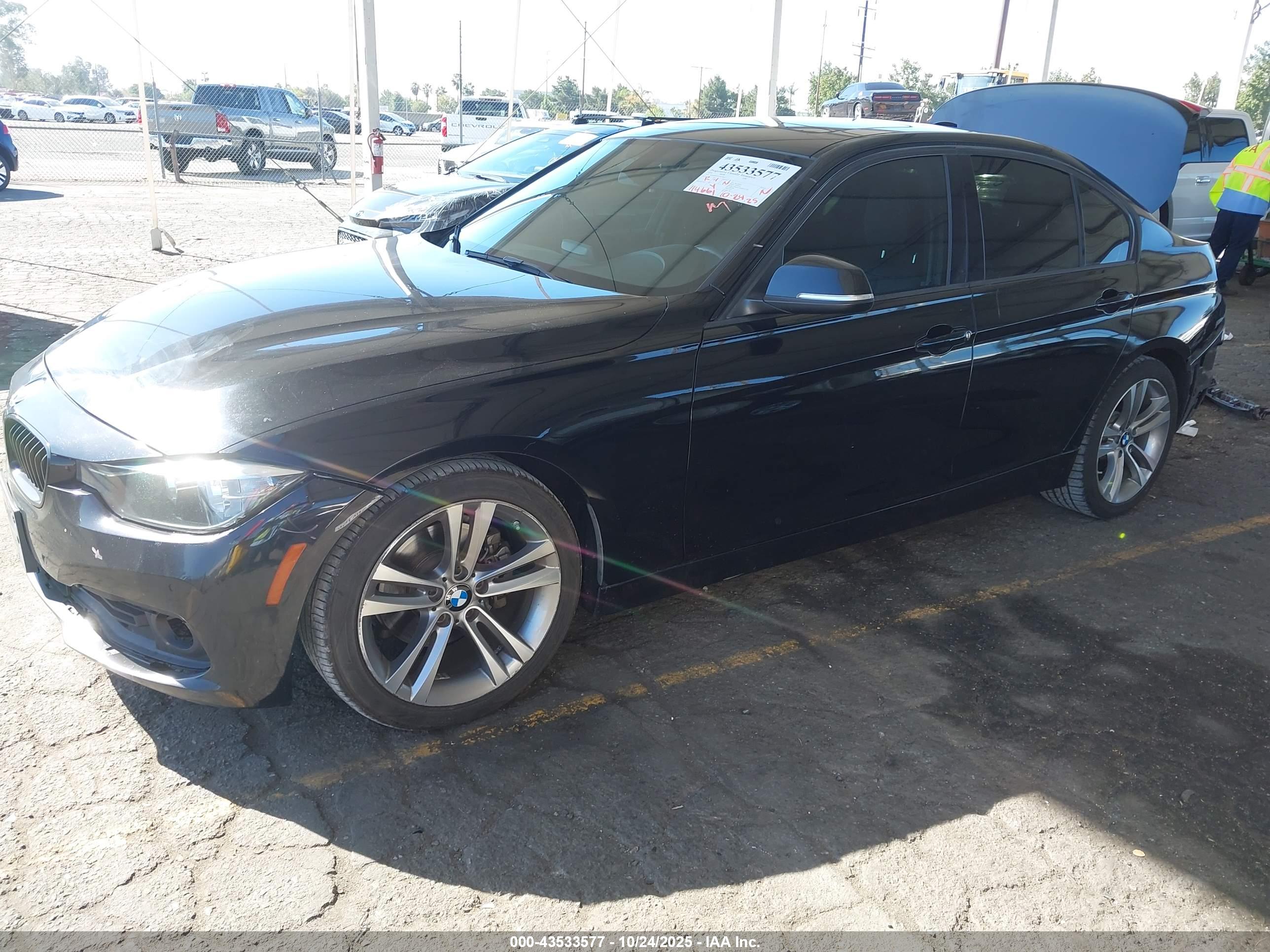 BMW 328I image 2