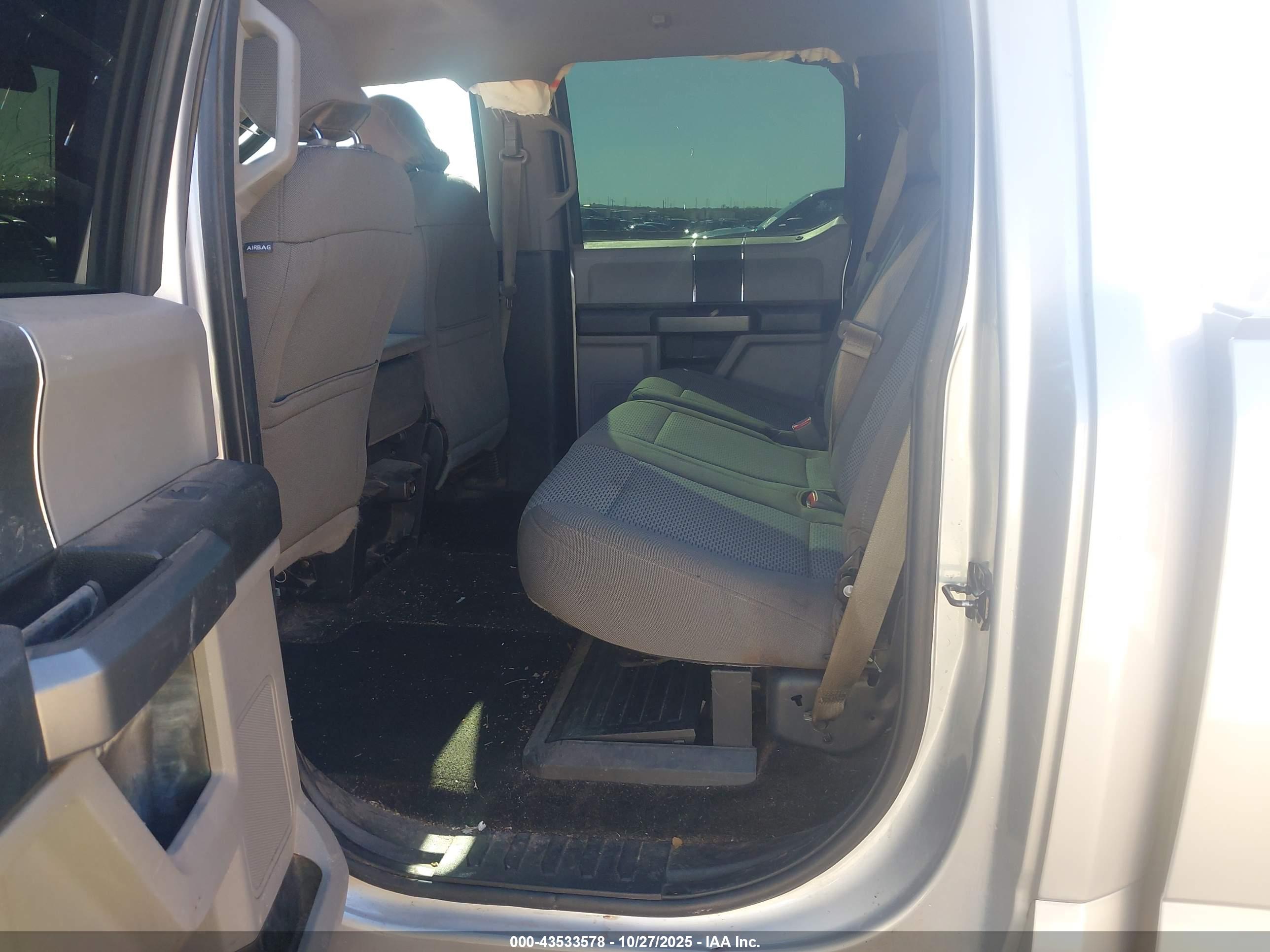 FORD F-250 image 8
