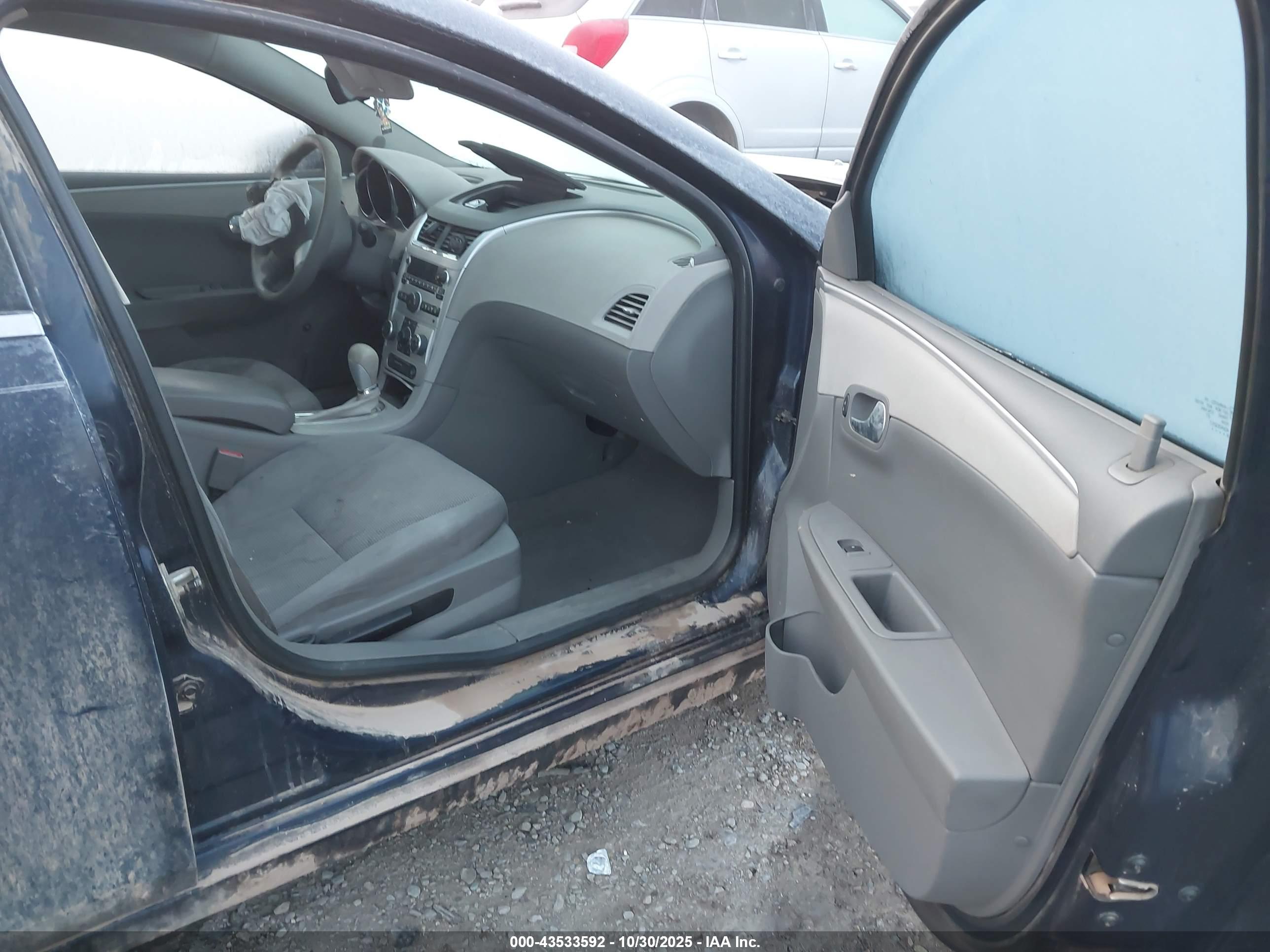CHEVROLET MALIBU image 5