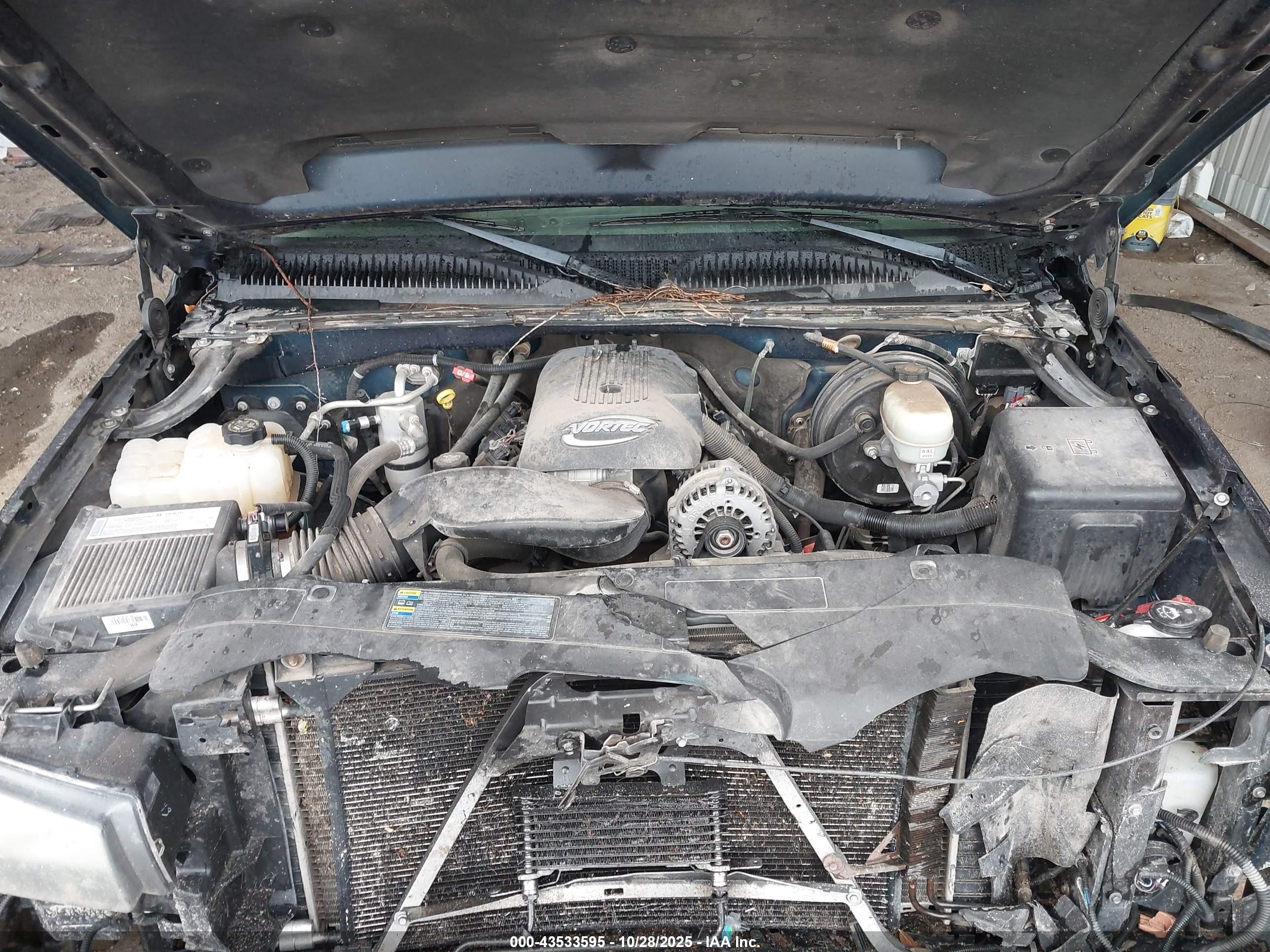 CHEVROLET SILVERADO image 10