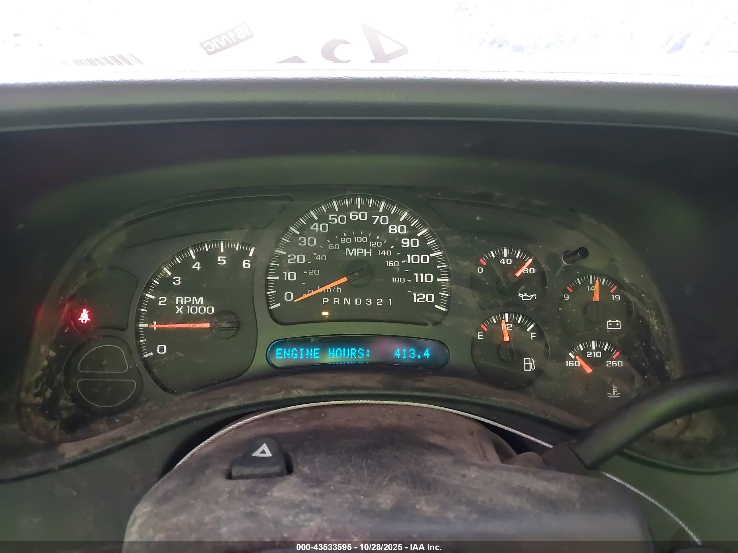 CHEVROLET SILVERADO image 7