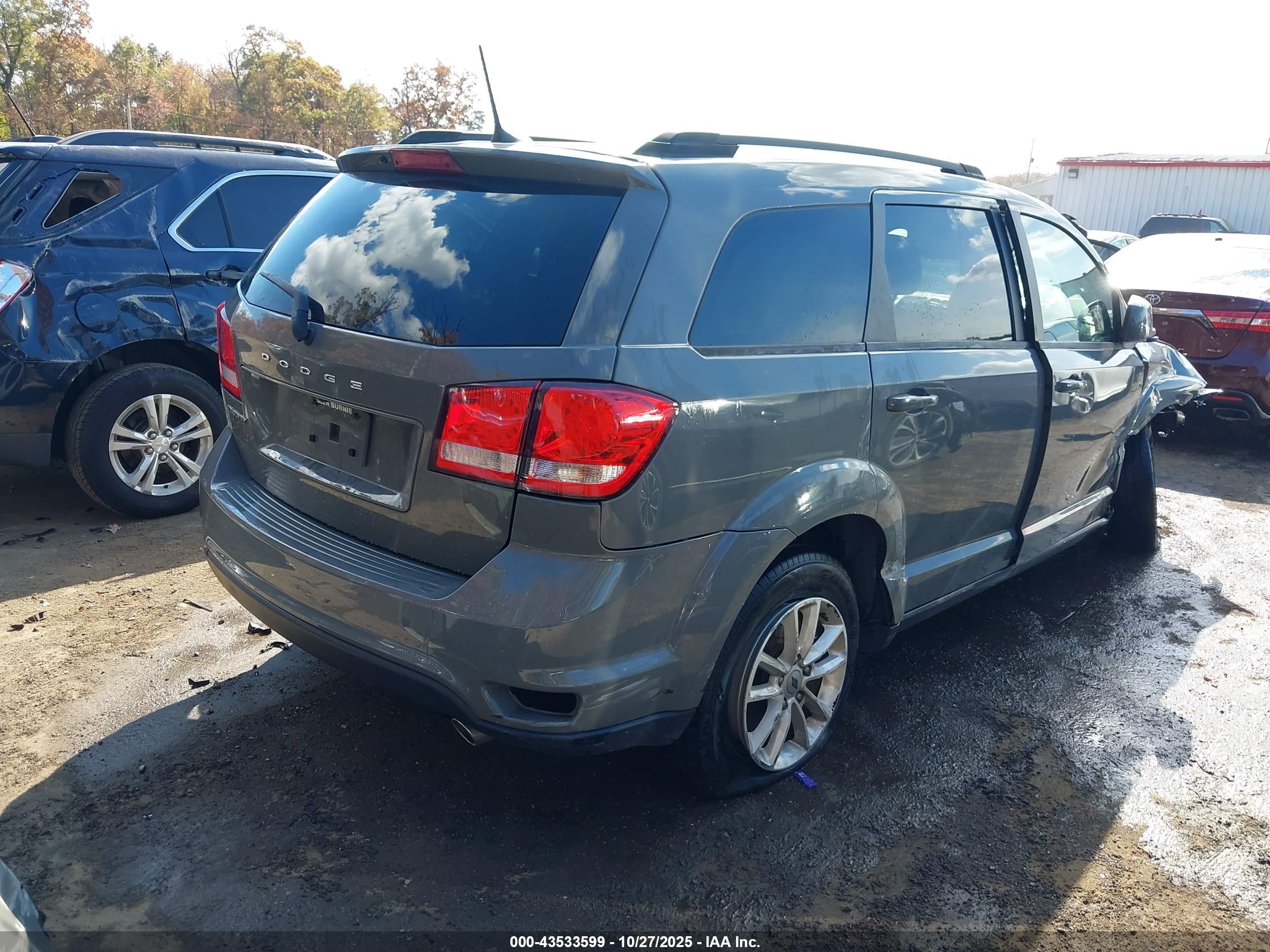 DODGE JOURNEY image 4