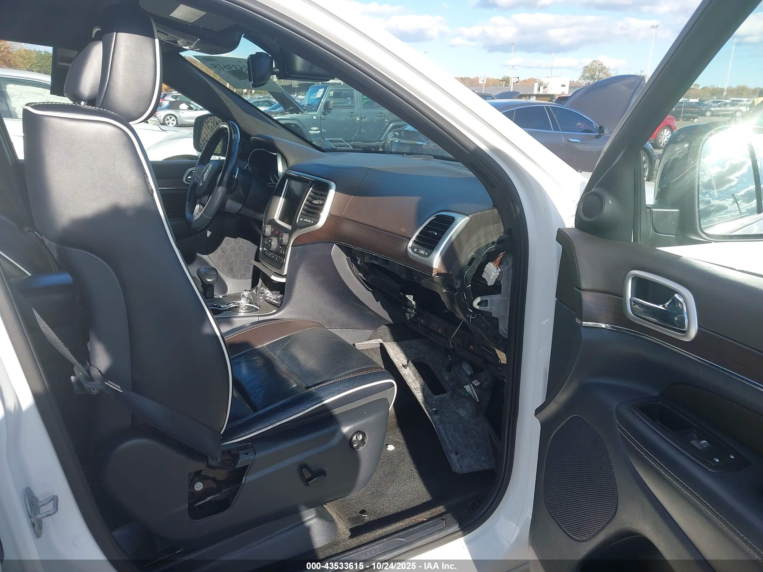 JEEP GRAND image 5