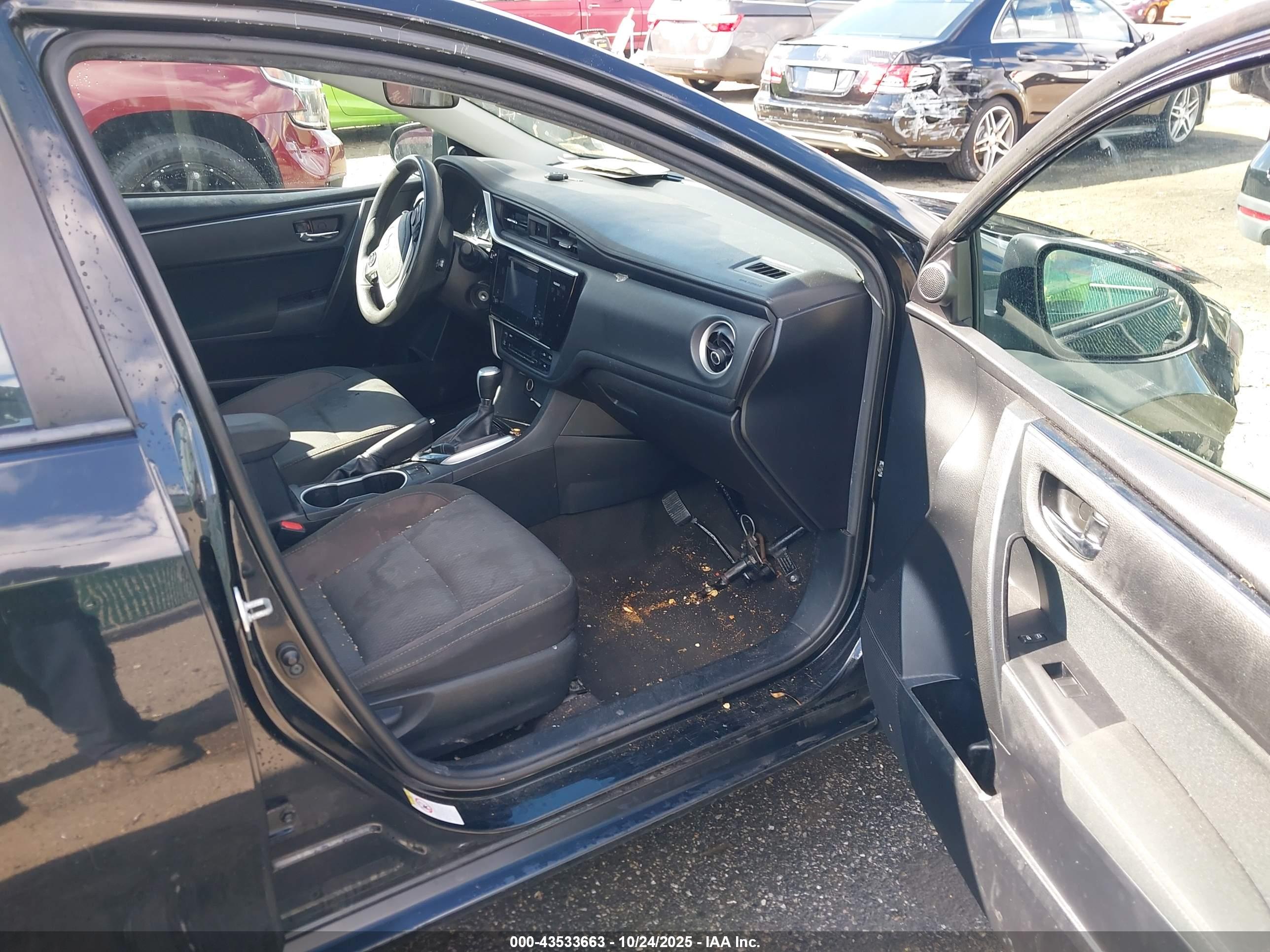 TOYOTA COROLLA image 5
