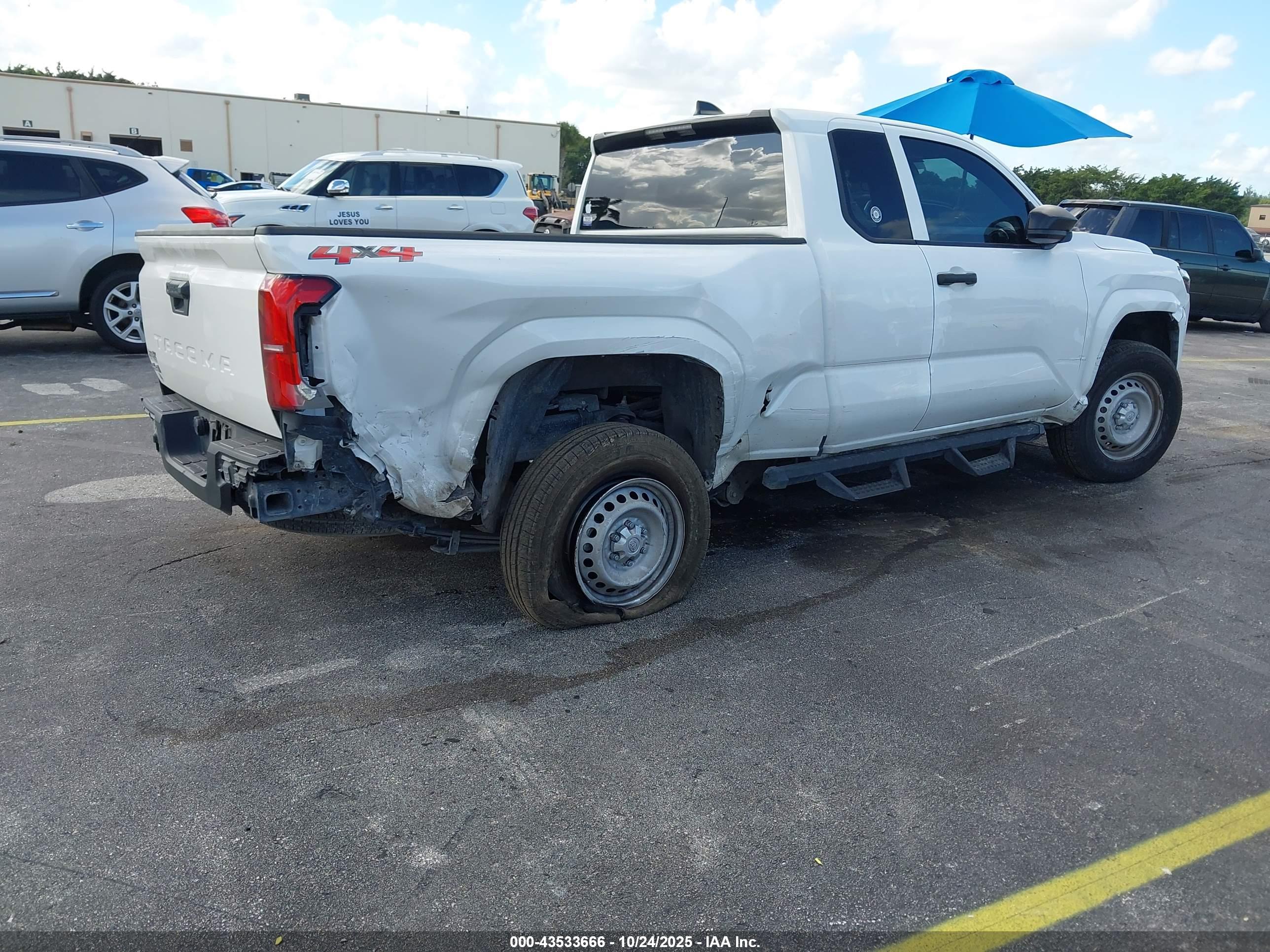 TOYOTA TACOMA image 4