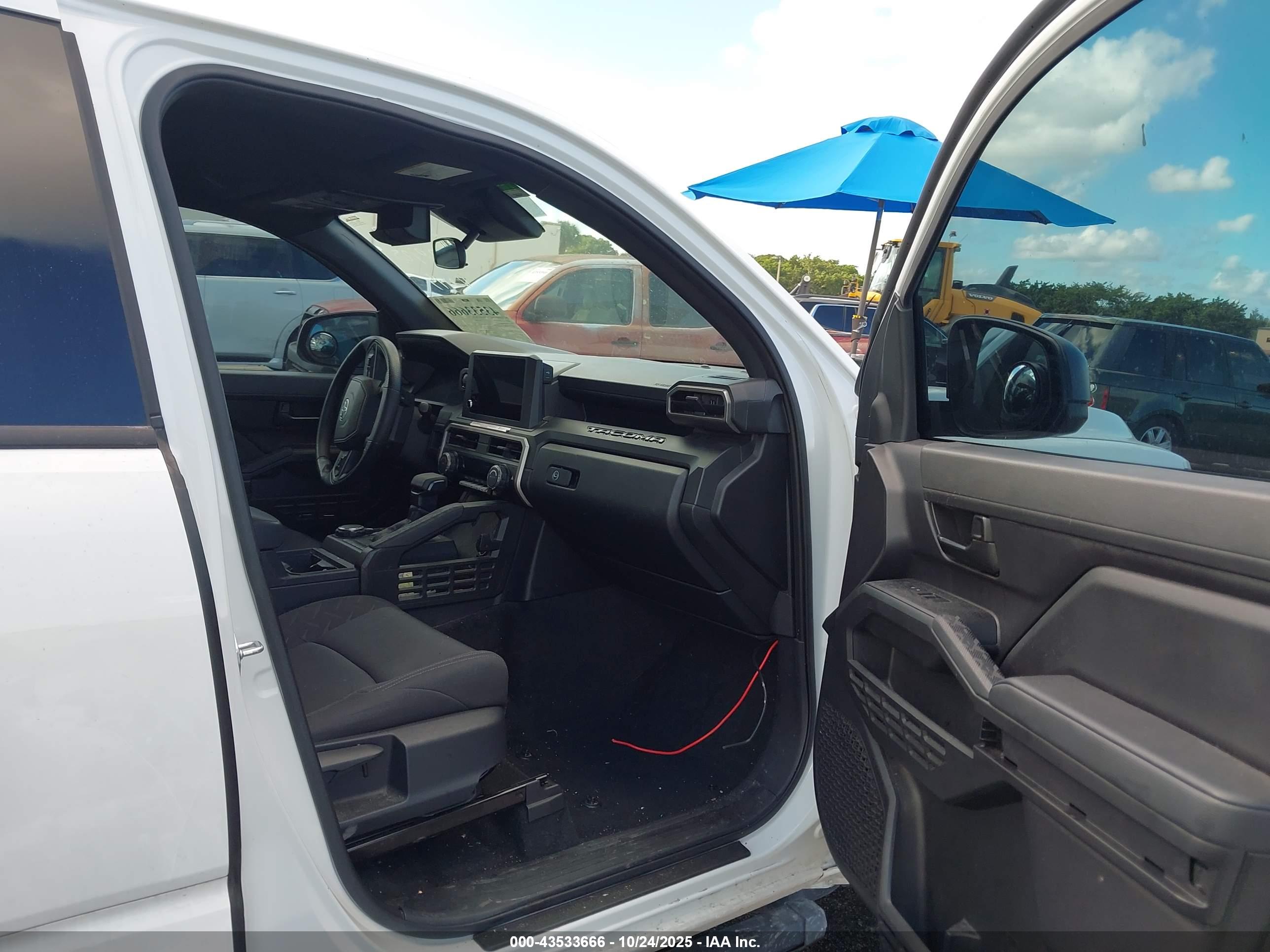 TOYOTA TACOMA image 5