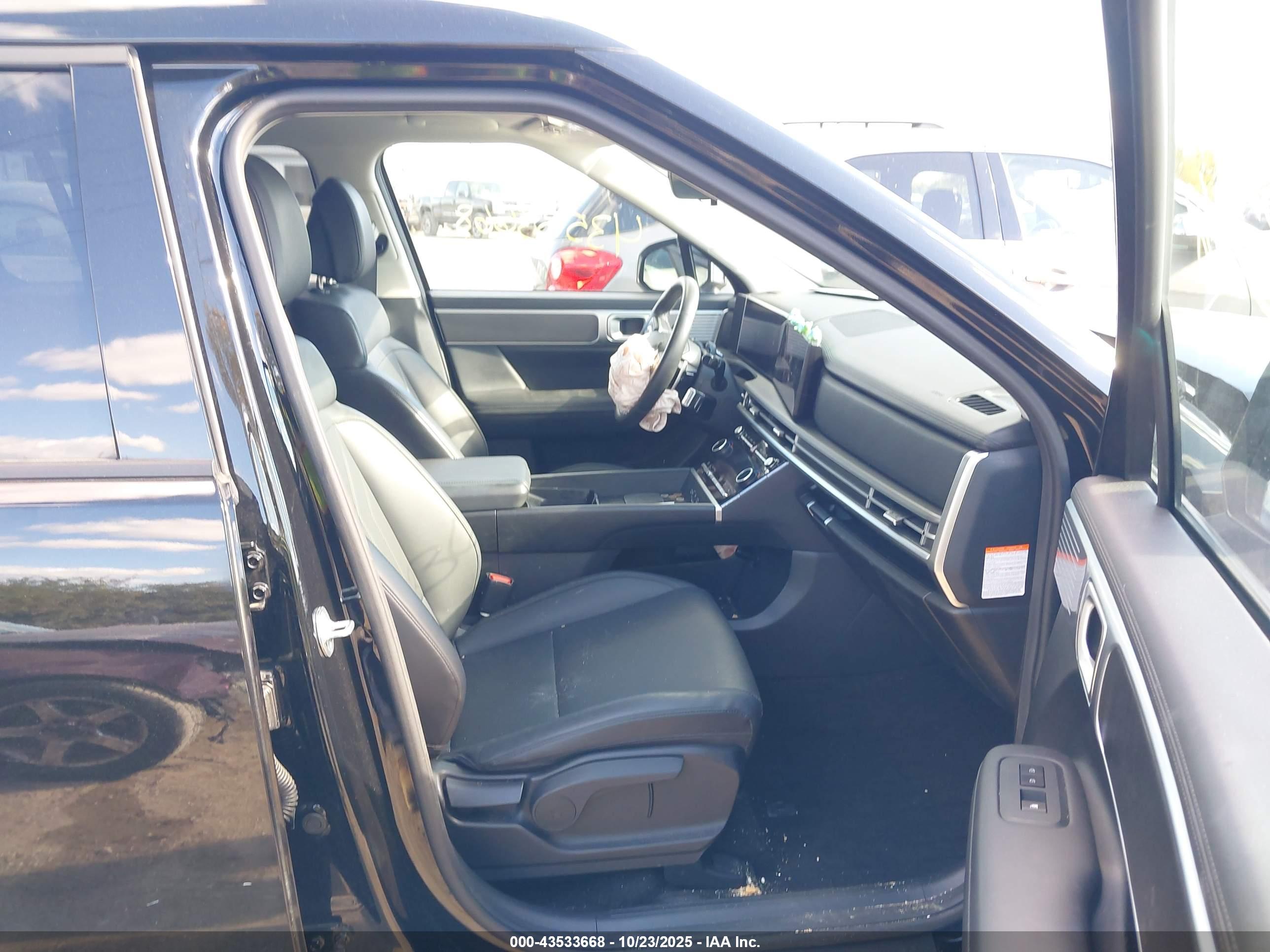 HYUNDAI SANTA image 5