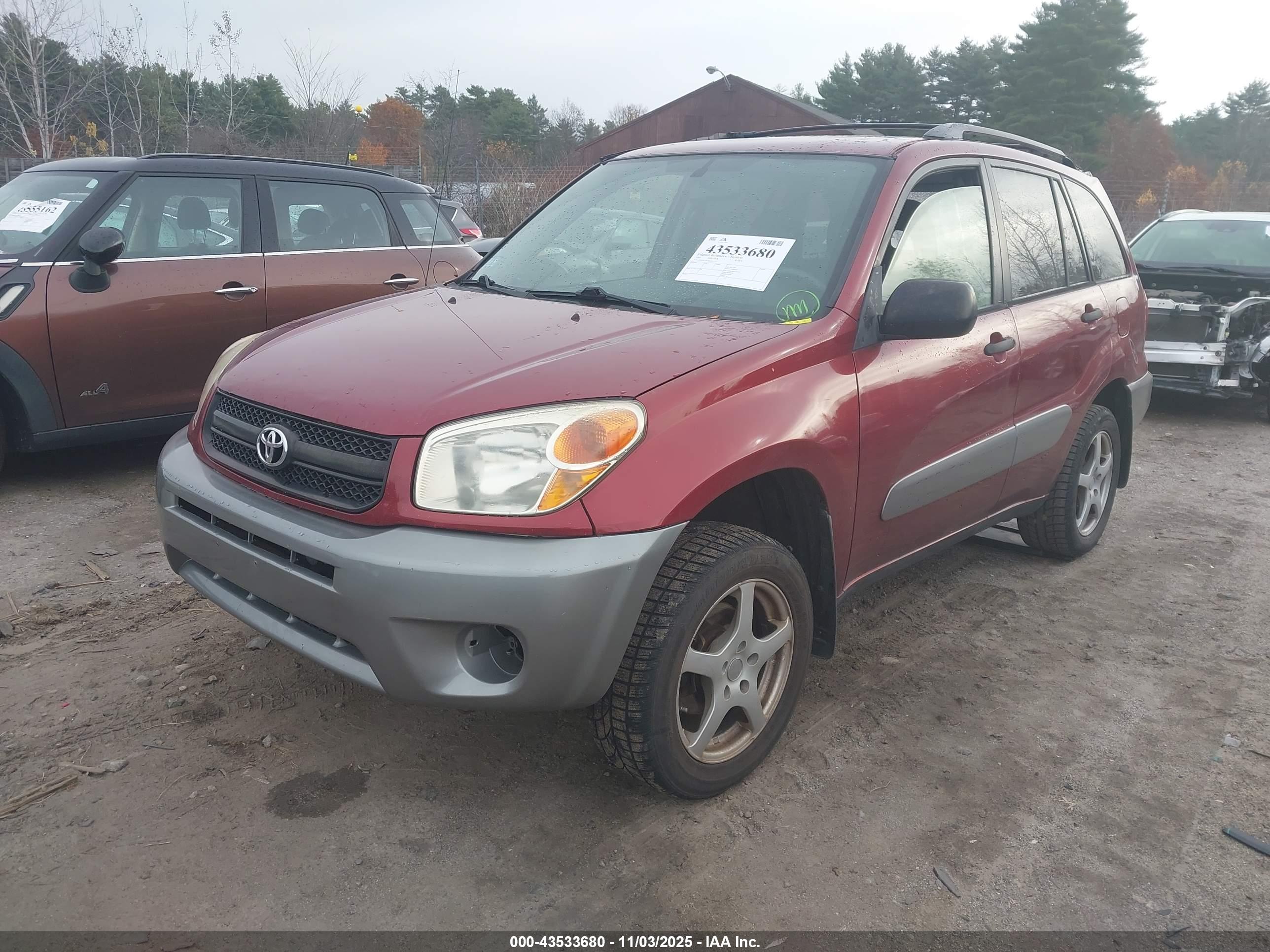 TOYOTA RAV4 image 2