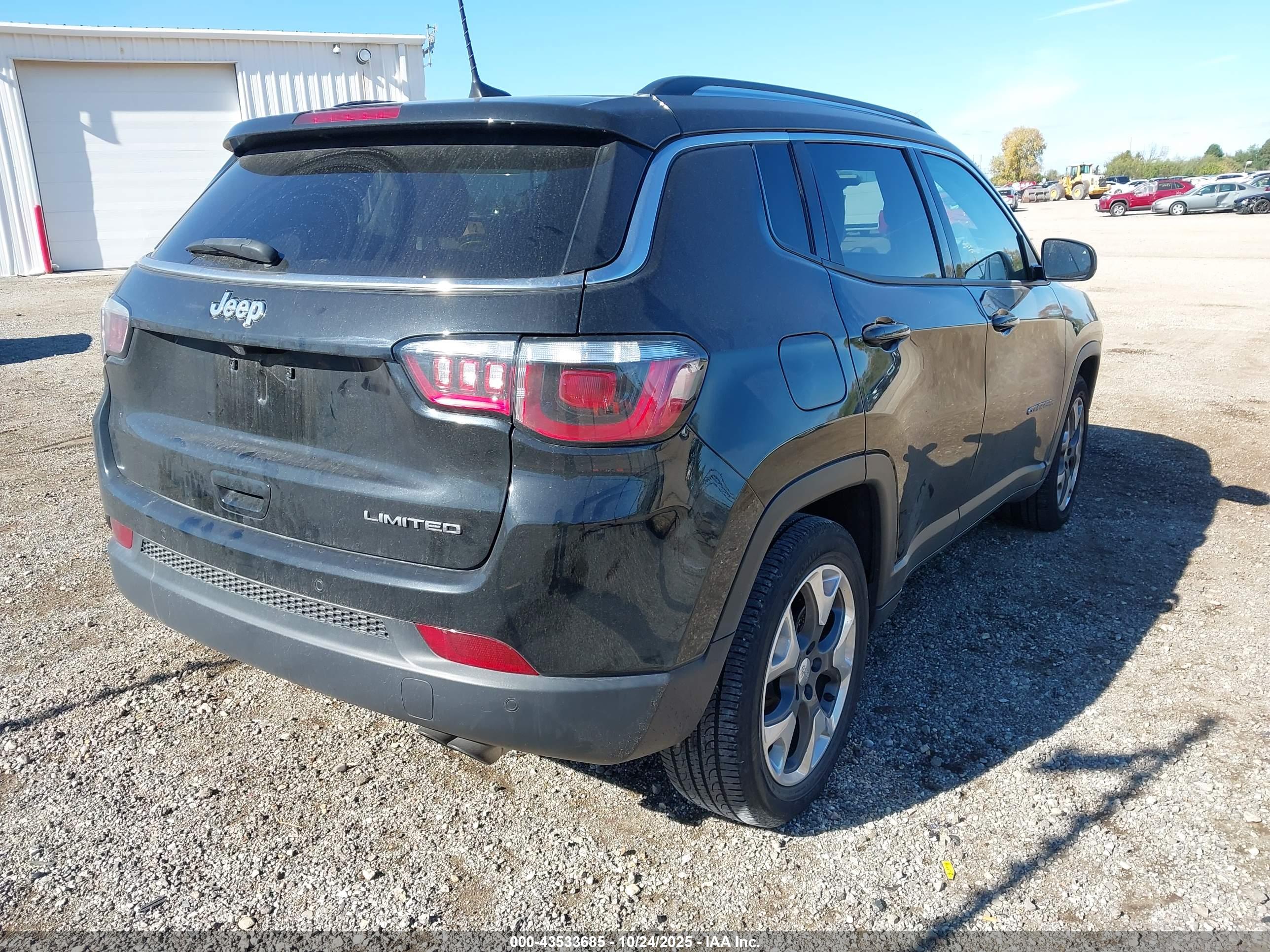 JEEP COMPASS image 4