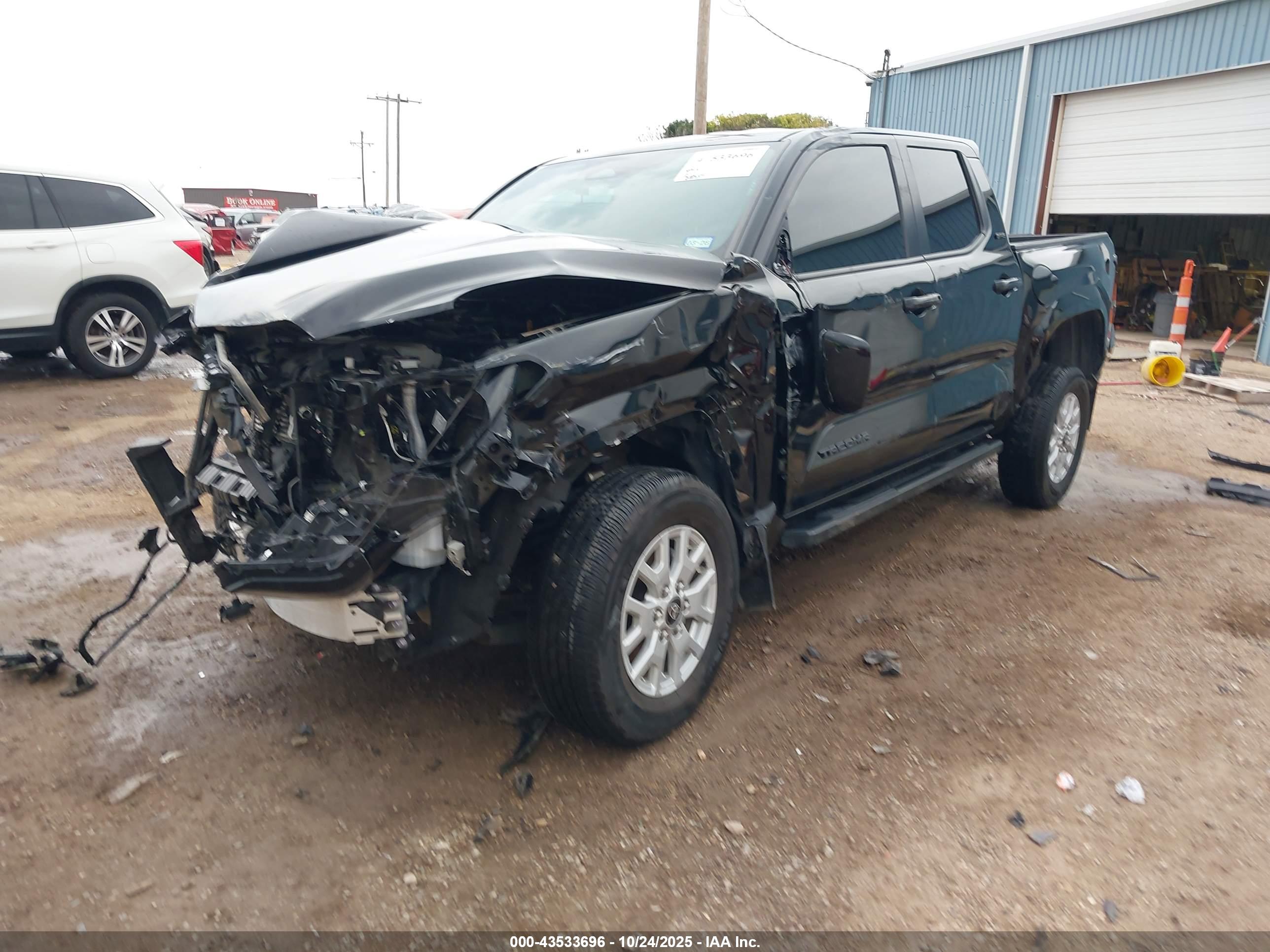 TOYOTA TACOMA image 2