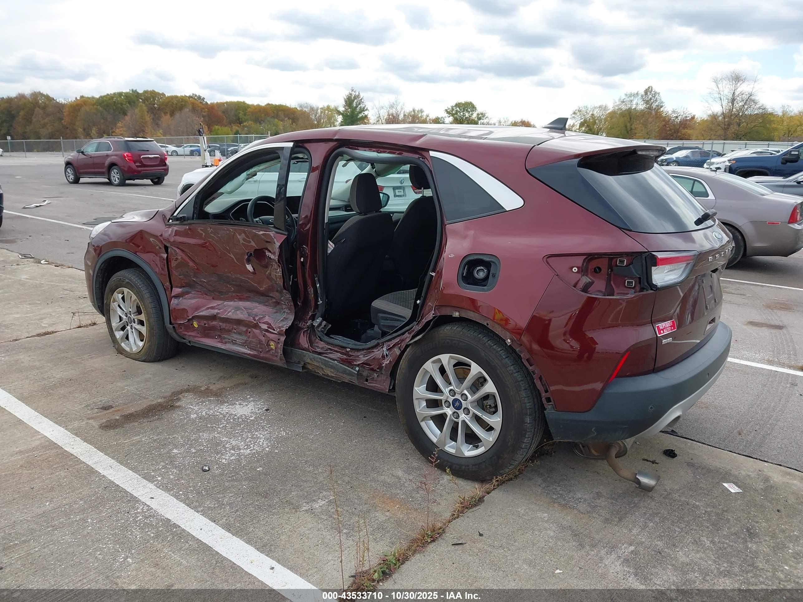 FORD ESCAPE image 3