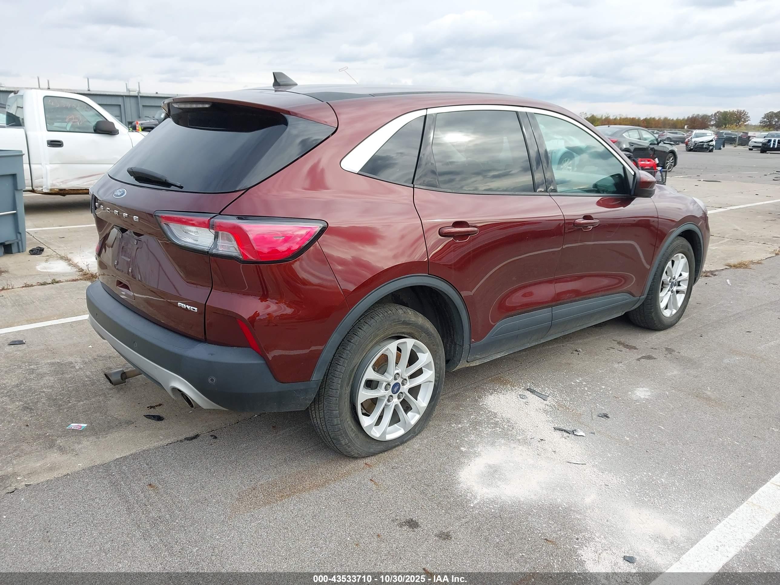 FORD ESCAPE image 4