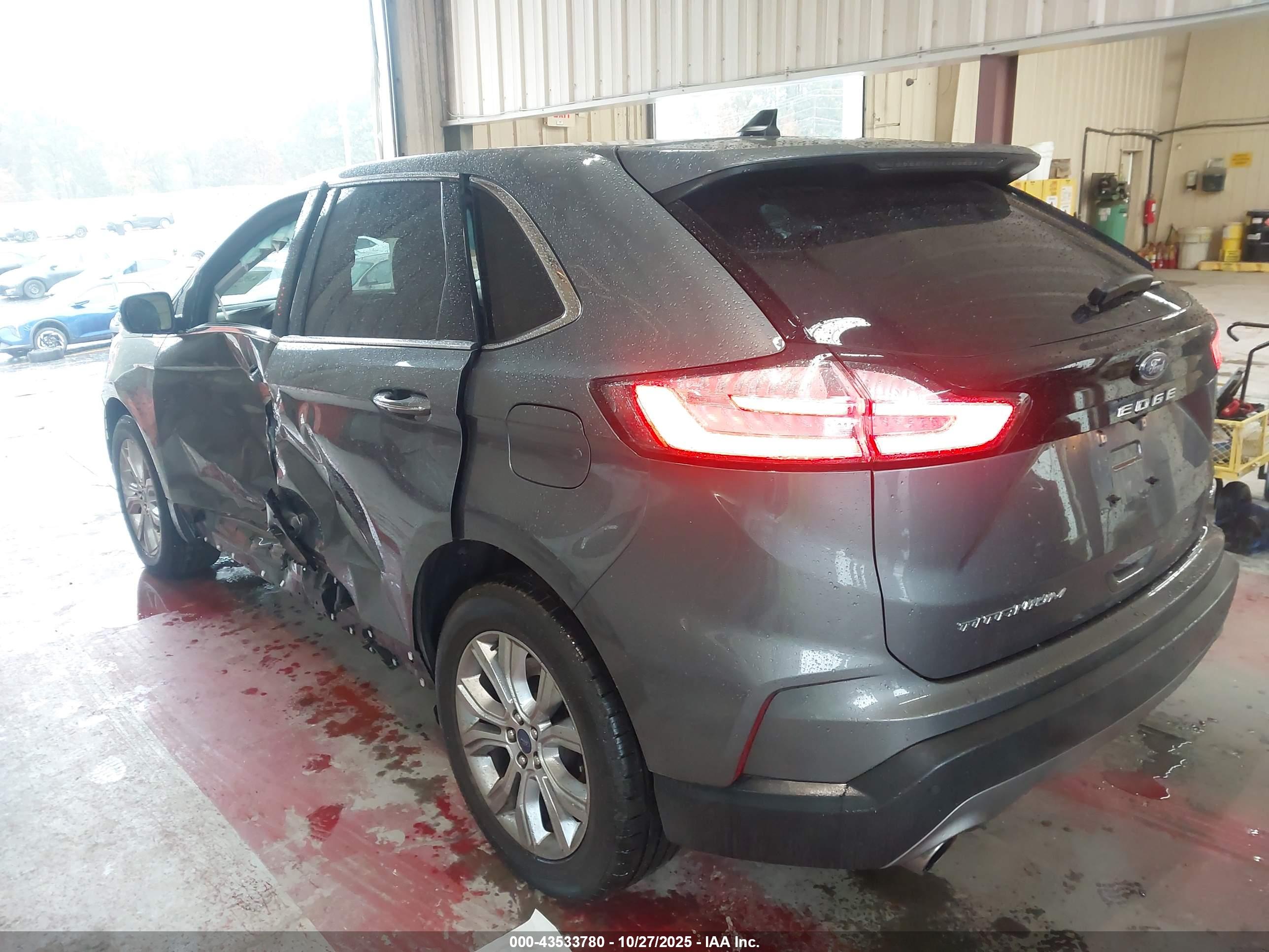 FORD EDGE image 6