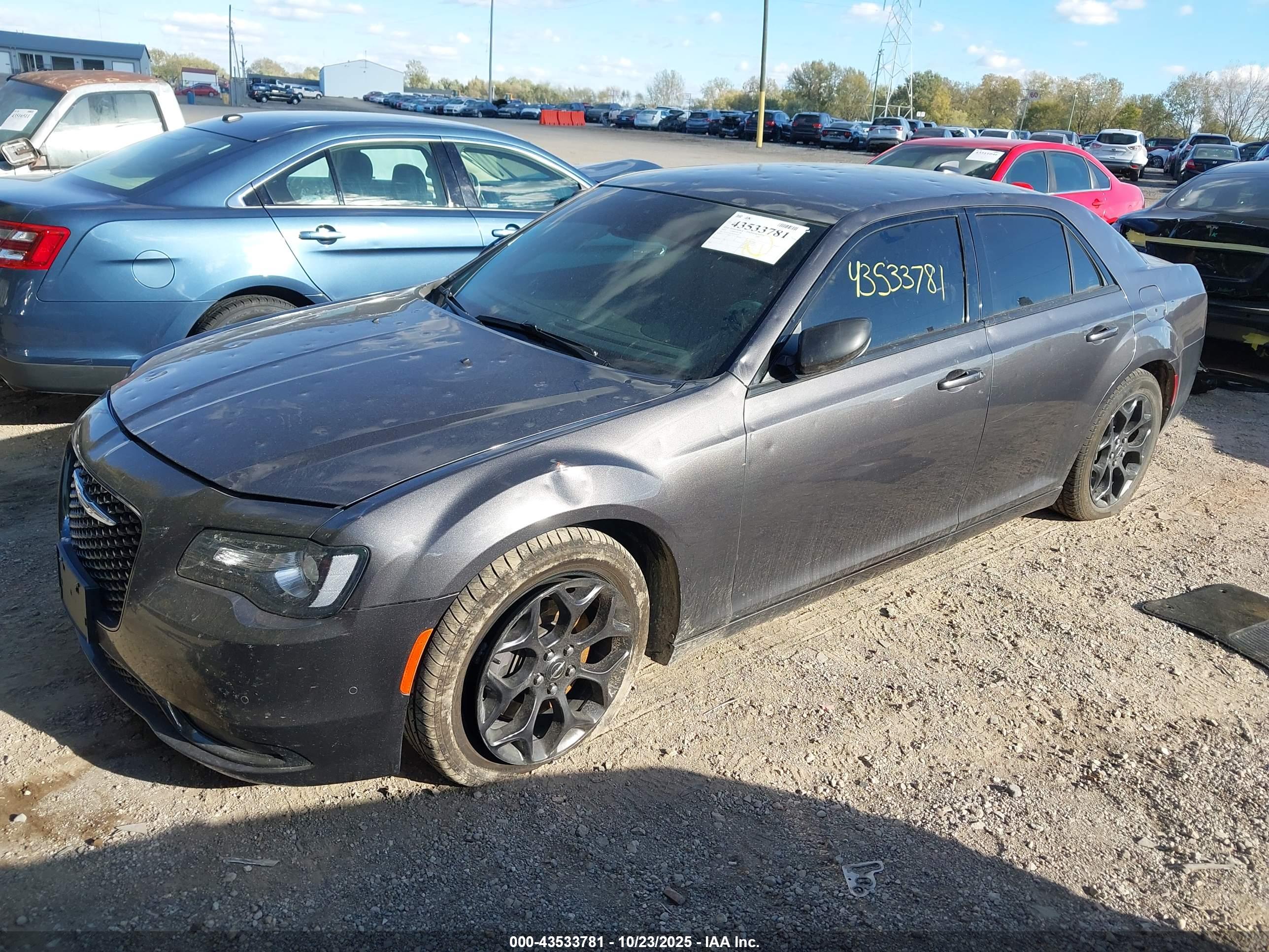 CHRYSLER 300 image 2