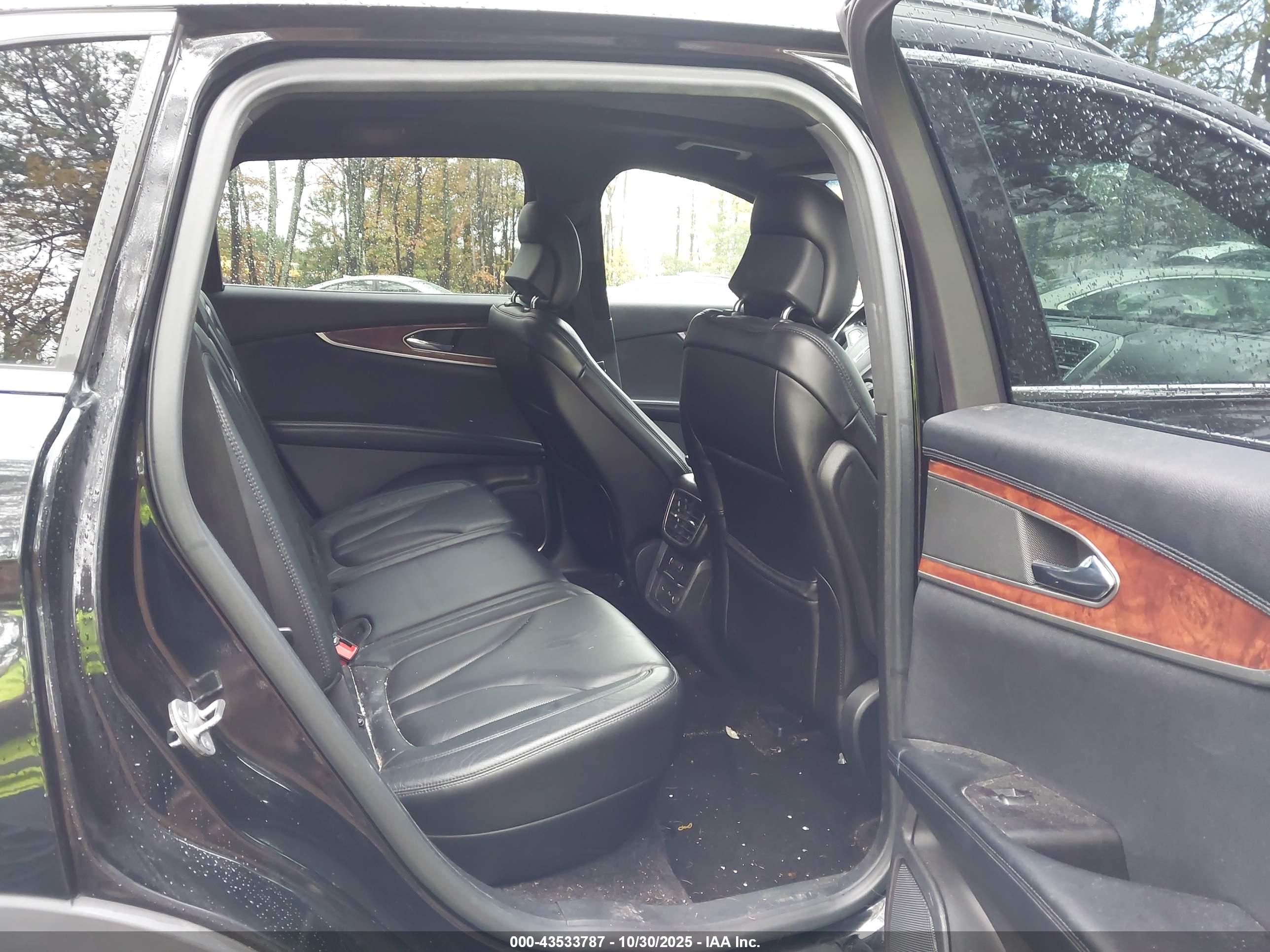 LINCOLN MKX image 8