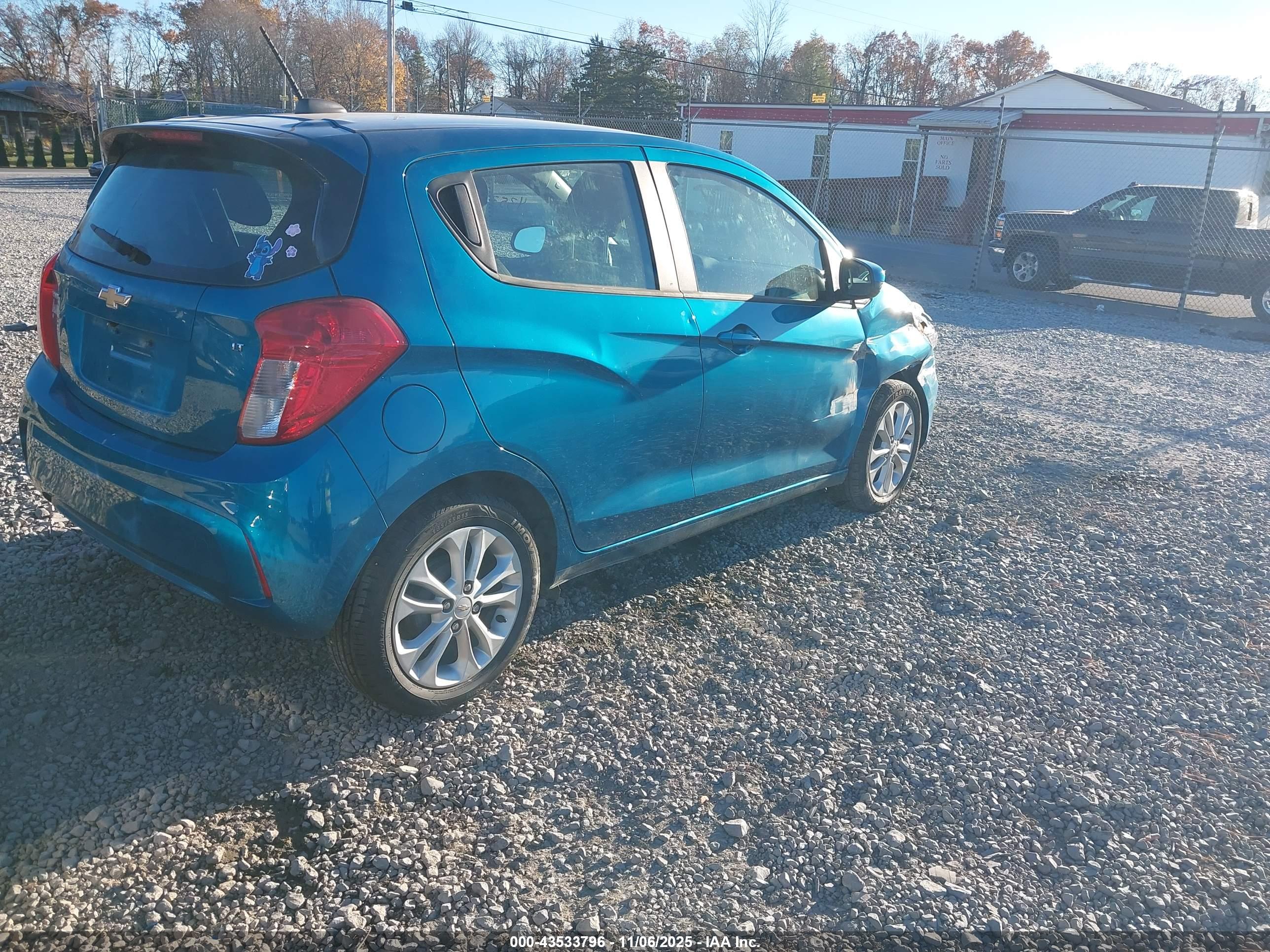 CHEVROLET SPARK image 4