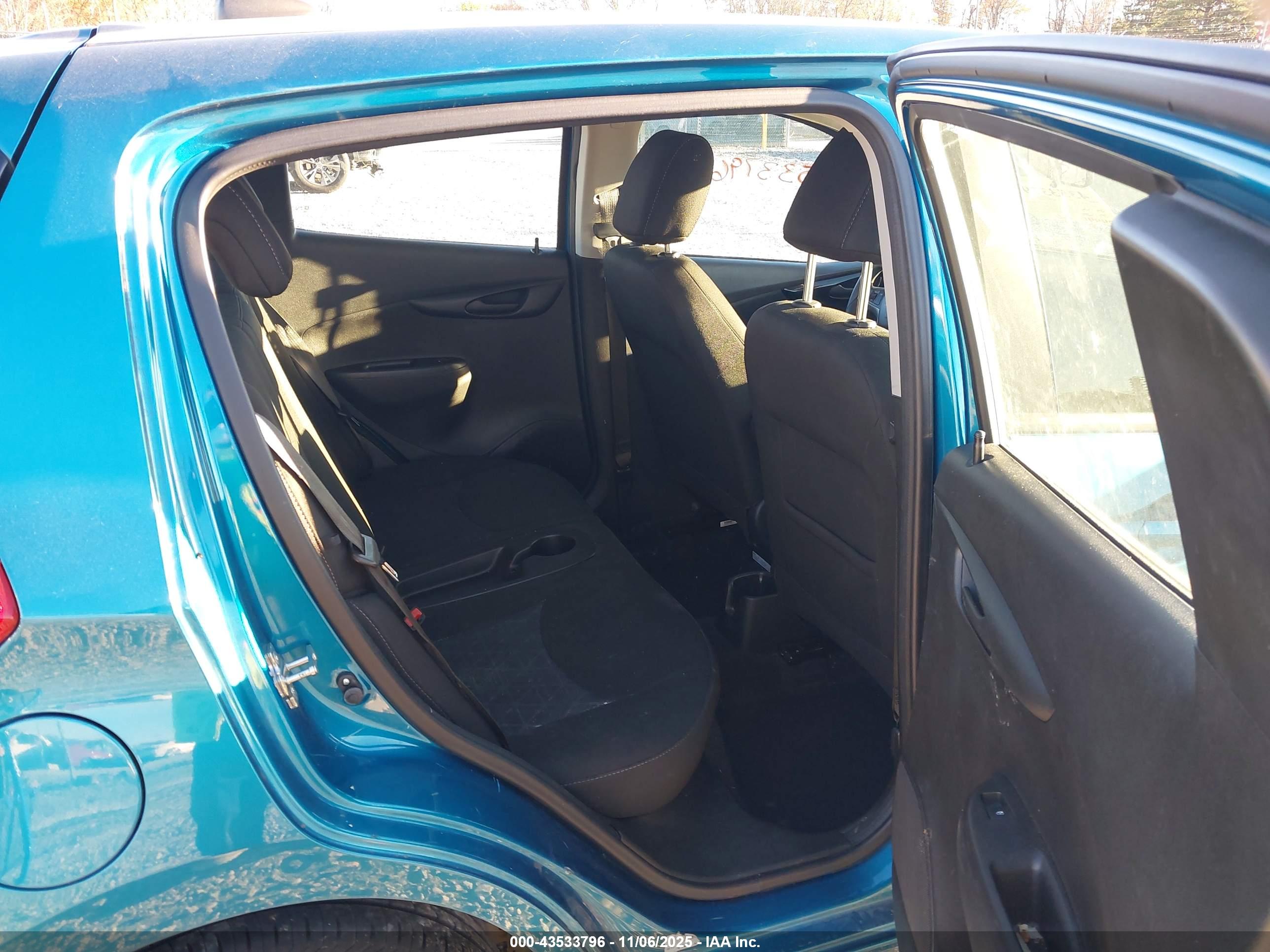 CHEVROLET SPARK image 8