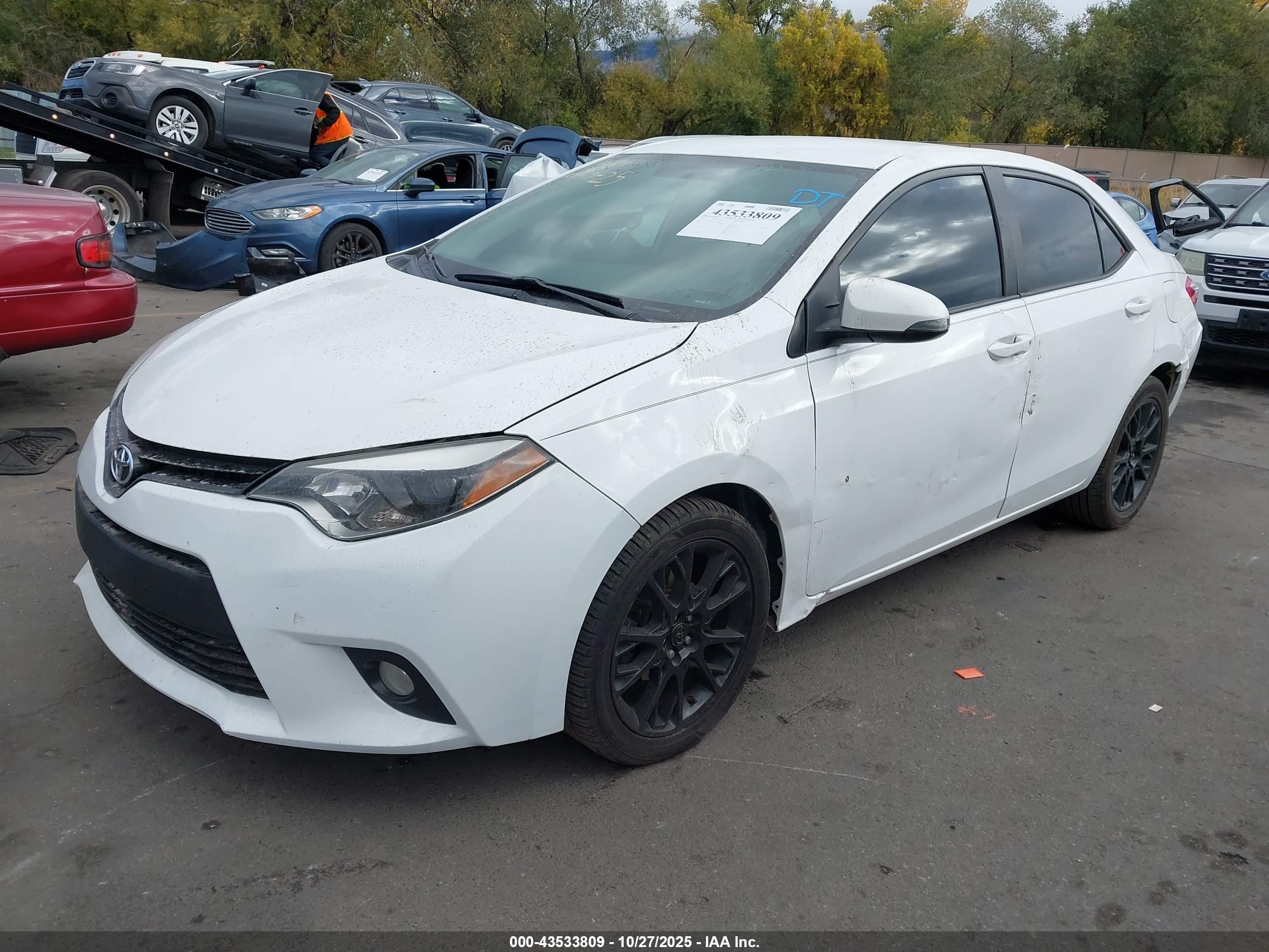 TOYOTA COROLLA image 2