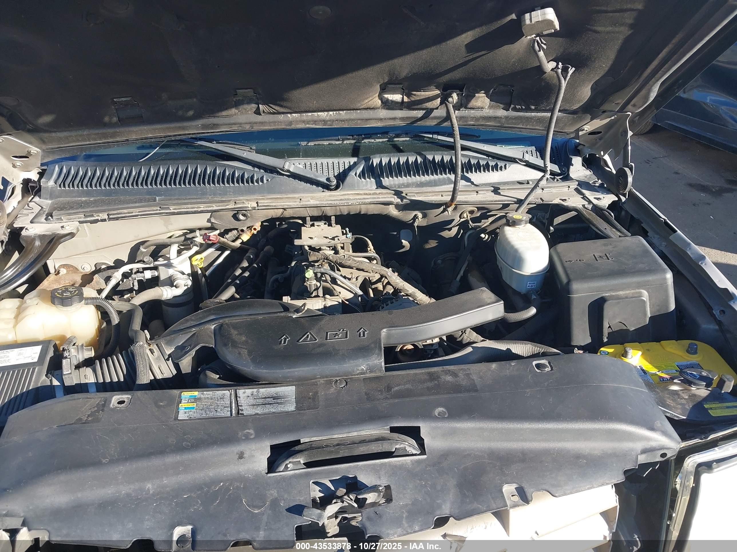 CADILLAC ESCALADE image 10